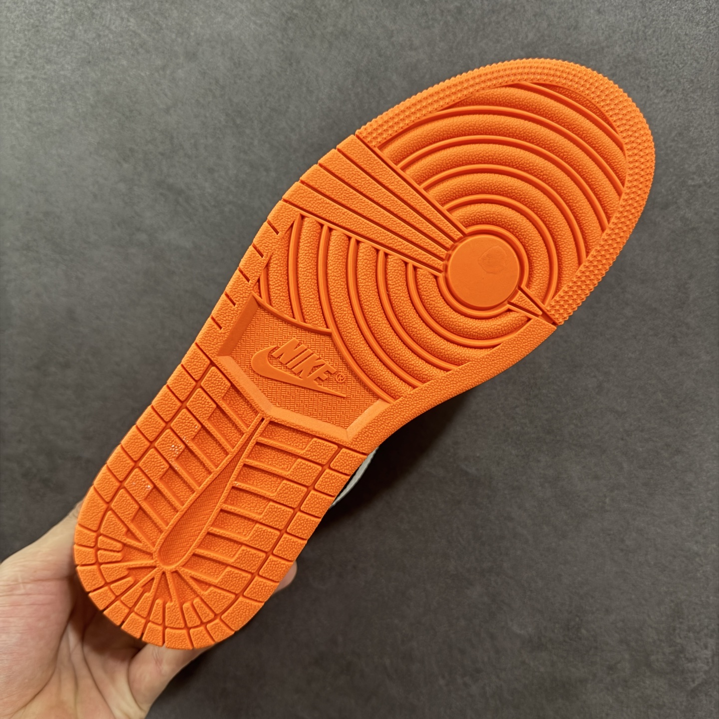 图片[9]-【GQ福利版】Air Jordan AJ1 Low 低帮系列 618活动首选 官方1：1 复刻 拒绝diy 头层材料 原味版型 欢迎对比市面知名版本 尺码：36/46-选品中心