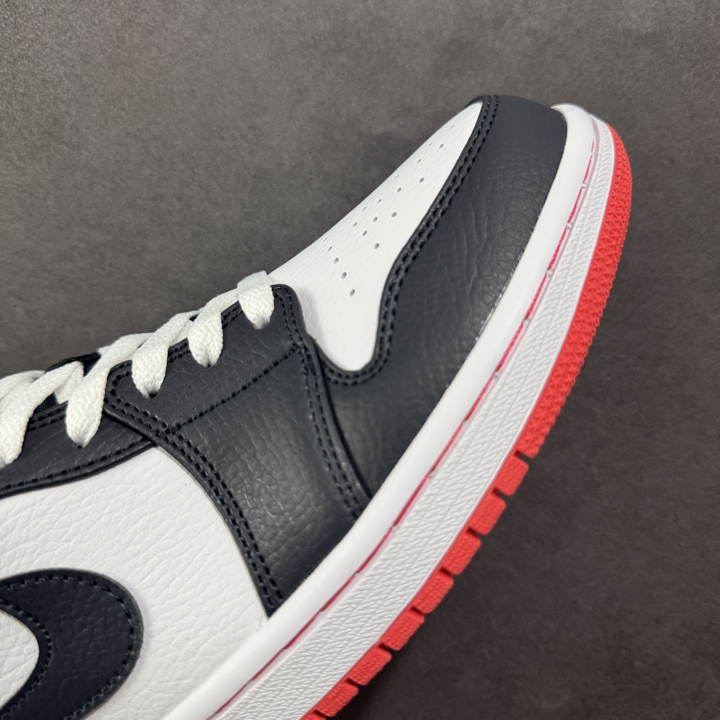 图片[5]-【GQ福利版】Air Jordan AJ1 Low 低帮系列 618活动首选 官方1：1 复刻 拒绝diy 头层材料 原味版型 欢迎对比市面知名版本 尺码：36/46-选品中心