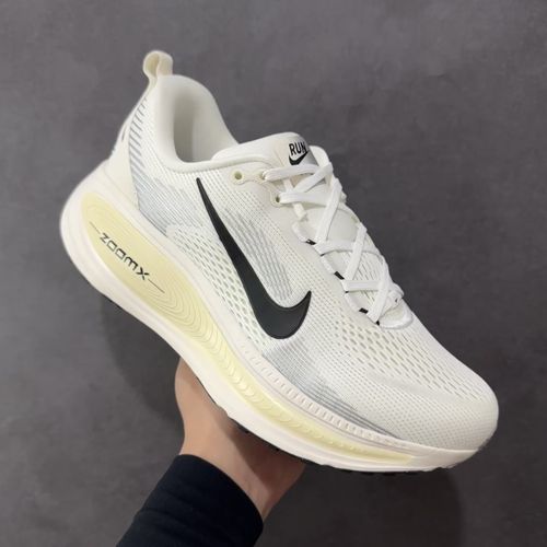  
【LW版本】Nike VOMERO 18X 轻盈跑鞋
舒适百搭防滑耐磨 低帮 休闲跑步鞋男女同款
货