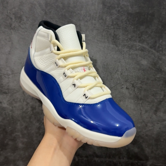  
【纯原】Air Jordan 11  AJ11 白蓝红 货号：IH0296-400

台湾原厂牛津布