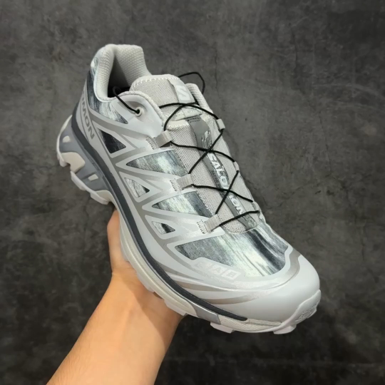  
【绿X版】 Salomon XT-6 Camo 白银灰色  萨洛蒙复古潮流户
外机能登山跑鞋
纯原外
