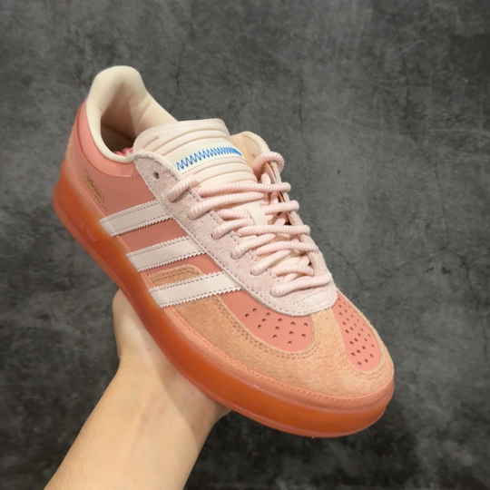  
【纯原】坏痞兔Bad Bunny x AD Gazelle Indoor Trainers Beni