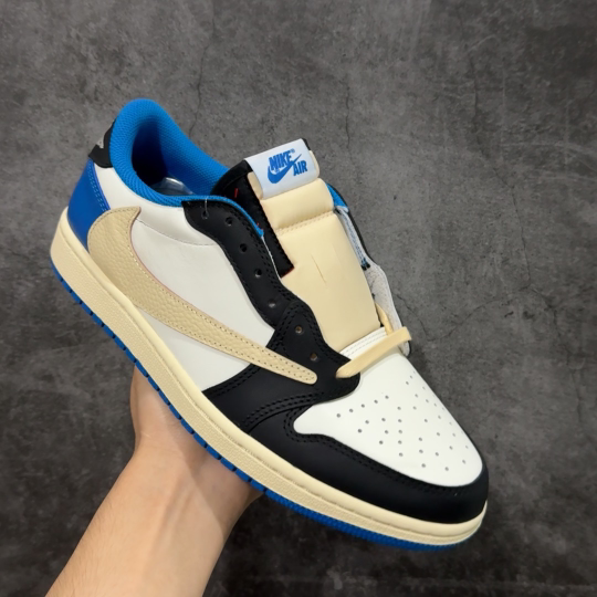【纯原】Air Jordan 1 x Travis Scott AJ1 x TS联名白蓝闪电倒钩低帮 D