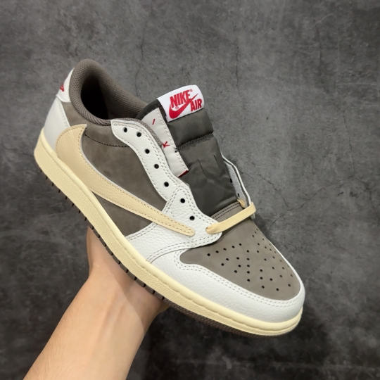 【纯原】Air Jordan 1 x Travis Scott AJ1 x TS联名白棕倒钩低帮 DM7