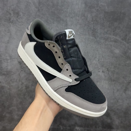 【纯原】Air Jordan 1 x Travis Scott AJ1 x TS联名黑棕白倒钩低帮 DM