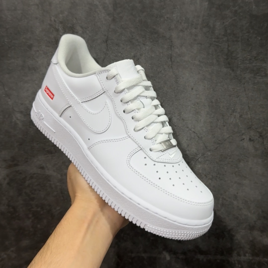纯原 Supreme x NK Air Force 1 Low '07 空军一号低帮经典板鞋 联名白红 