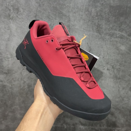 【纯原】Arcteryx始祖鸟 Konseal Shoe 舒适 防滑耐磨透气支撑抓地 登山鞋 沙色 黑红