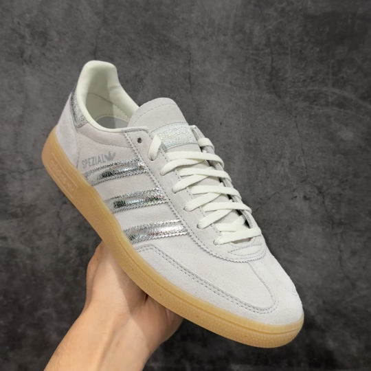 【纯原】Adidas Handball Spezial 阿迪达斯经典款牛皮复古休闲板鞋 白银生胶 HQ0