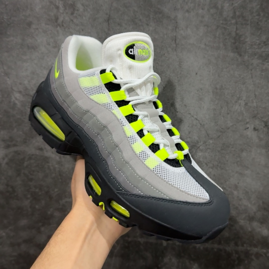 【纯原】Nike Air Max 95 灰绿货号：HM4740-001纯原大厂生产线出品原厂材料 原厂楦