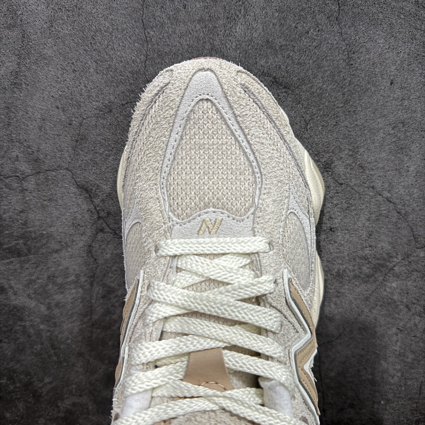 【纯原版】 New Balance NB9060 联名款 复古休闲运动慢跑鞋 灰白色 U9060CCB全