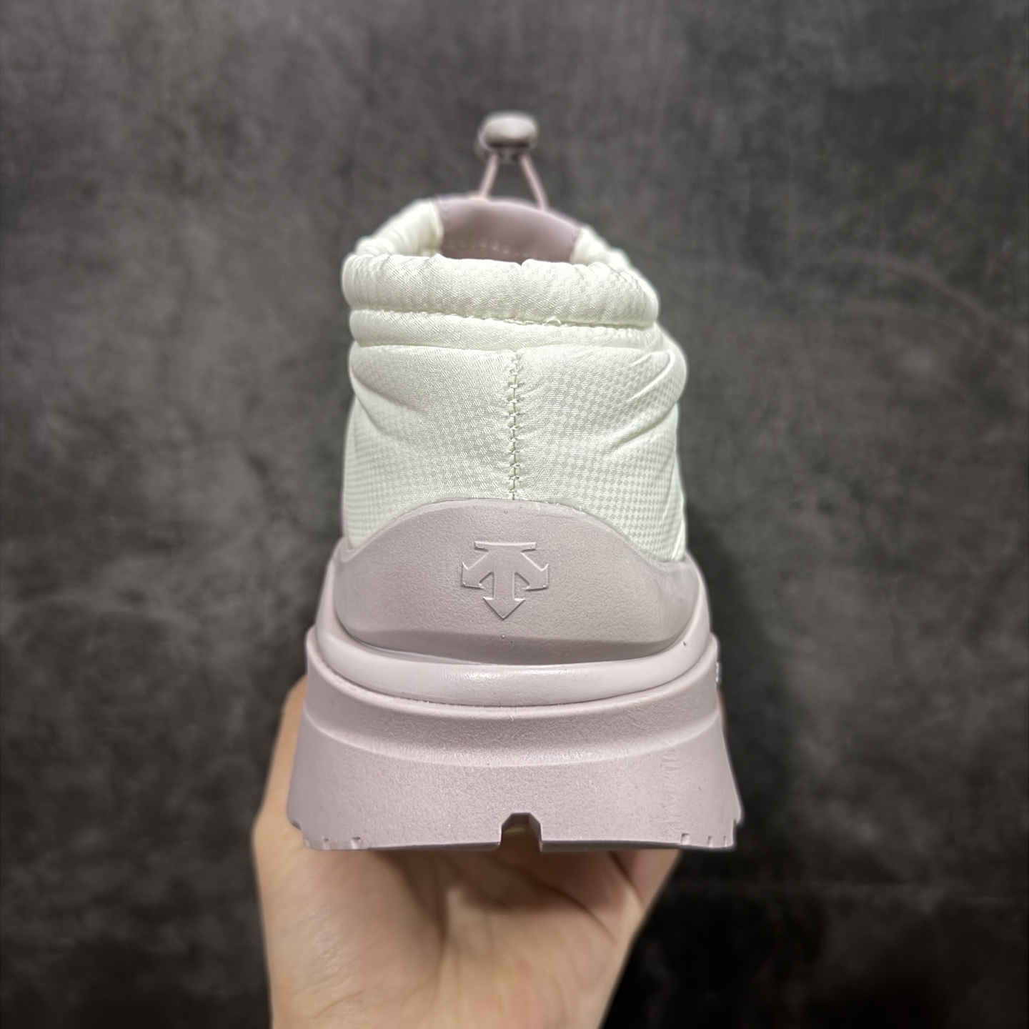 图片[4]-【纯原版】迪桑特DESCENTE SKI STYLE系列 P棉马卡龙厚底面包营地鞋 保暖防滑耐磨 生活休闲雪地靴 内里加绒 冬季穿超保暖 防水面 支持户外雪地模式 米其林大底 区别市场错误版本 尺码：36-40含半码-选品中心