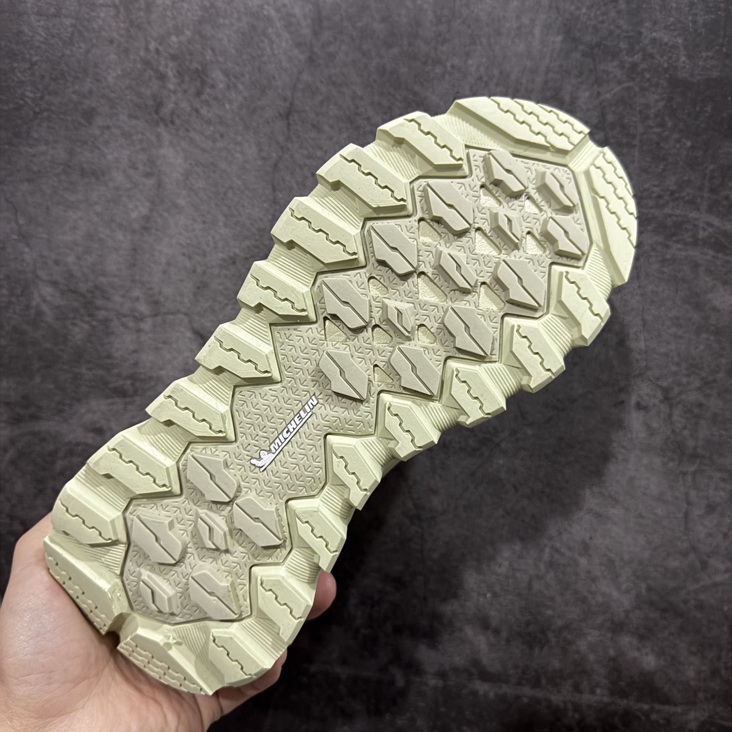 图片[9]-【纯原版】迪桑特DESCENTE SKI STYLE系列 P棉马卡龙厚底面包营地鞋 保暖防滑耐磨 生活休闲雪地靴 内里加绒 冬季穿超保暖 防水面 支持户外雪地模式 米其林大底 区别市场错误版本 尺码：36-40含半码-选品中心