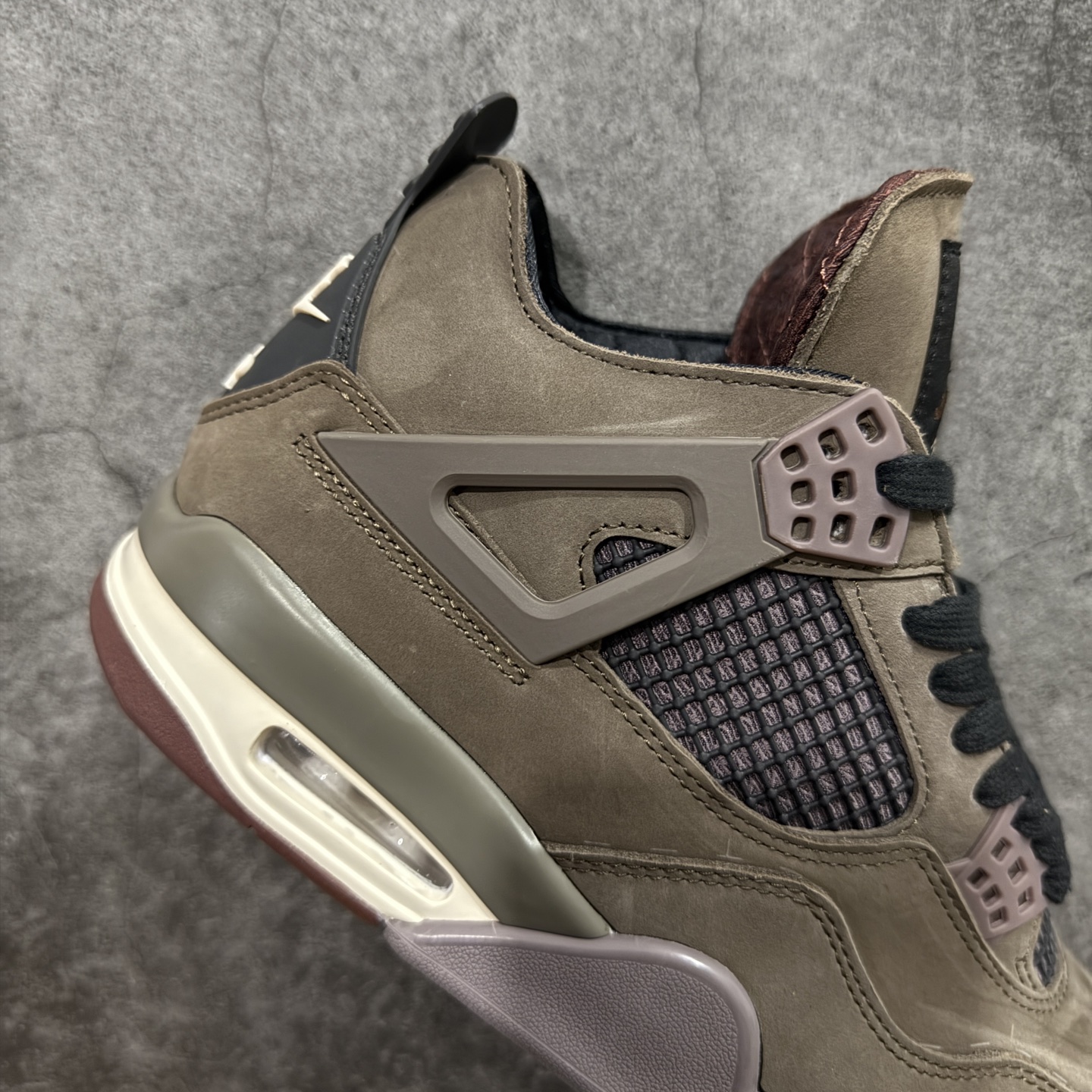 图片[7]-【KZ纯原版】Air Jordan 4 Retro AJ4 乔丹4代 全头层棕化石 IF3102-200  原楦原纸板同源开发 完美呈现乔4的版型 内侧正确双色网格 还原细节 正确气垫颜色 正确网格工艺 正确拉帮工艺 全鞋原装材料制作 原档案原模具打造 尺码：36-48.5-选品中心