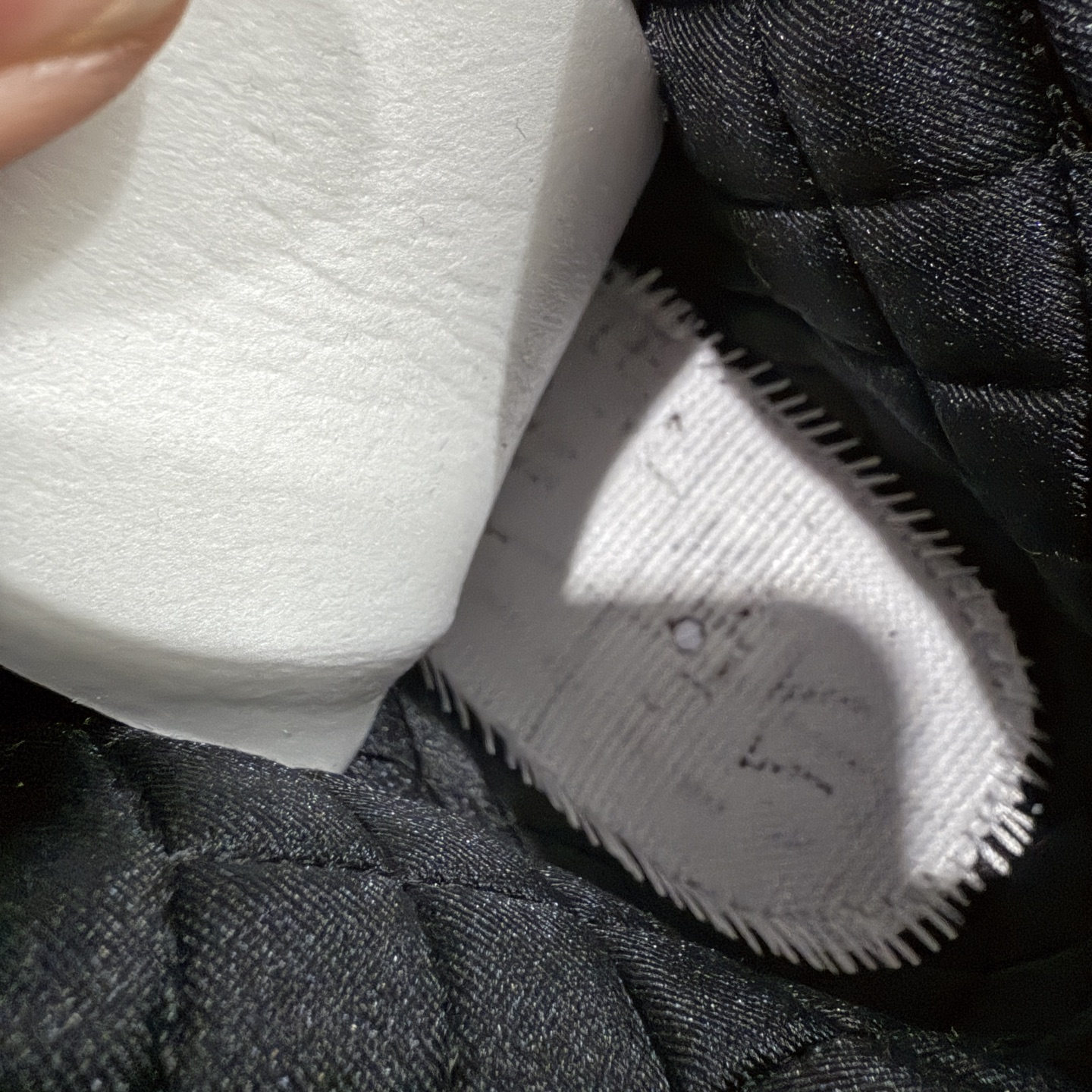 图片[8]-【KZ纯原版】Air Jordan 4 Retro AJ4 乔丹4代 全头层棕化石 IF3102-200  原楦原纸板同源开发 完美呈现乔4的版型 内侧正确双色网格 还原细节 正确气垫颜色 正确网格工艺 正确拉帮工艺 全鞋原装材料制作 原档案原模具打造 尺码：36-48.5-选品中心