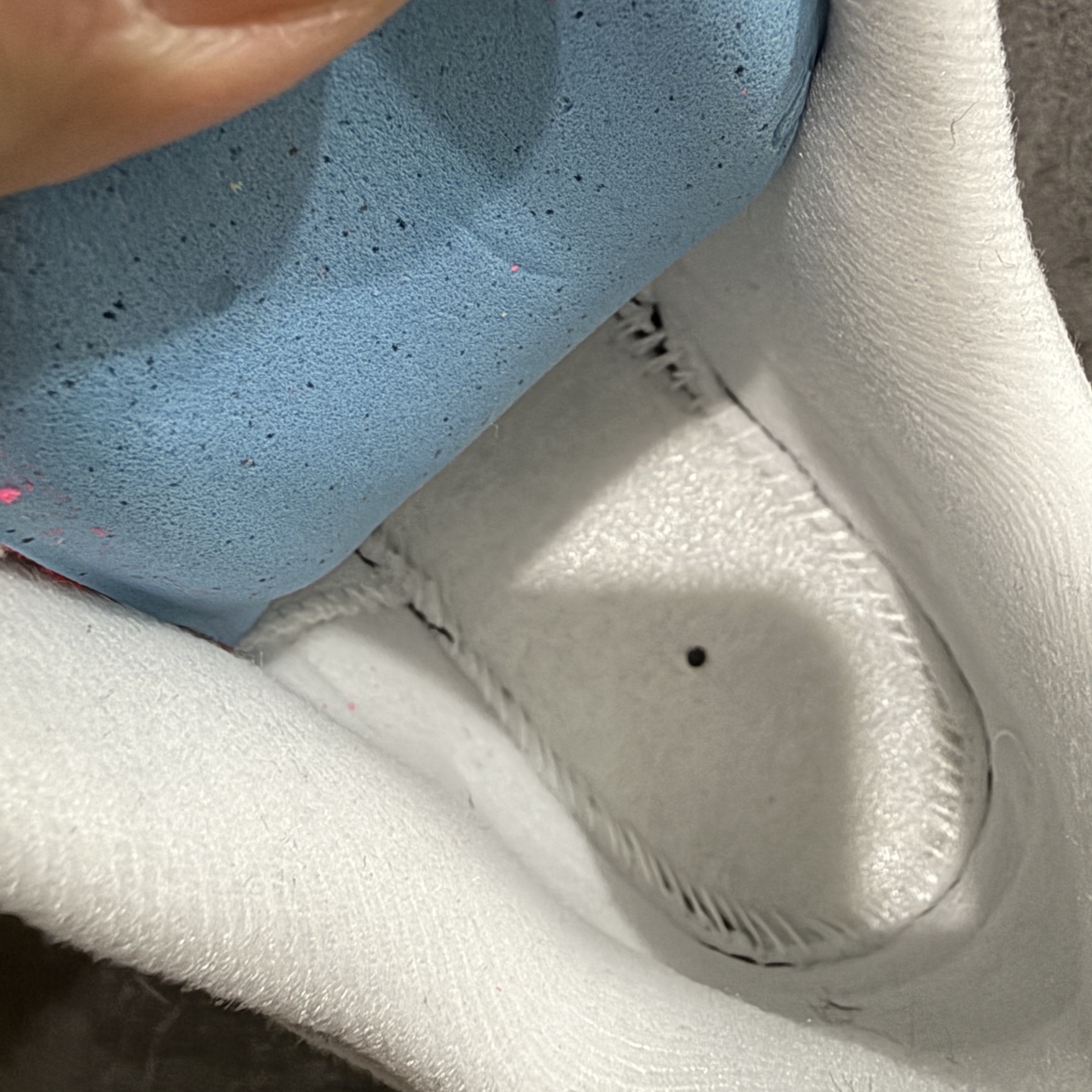 图片[8]-【KZ2.0版本】Nike Air Max 95 灰黑红 货号：IM7410-001 纯原大厂生产线出品 原厂材料 原厂楦头 市场正确版本 区分错版 尺码：40 40.5 41 42 42.5 43 44 44.545 46 47.5 48 48.5-选品中心