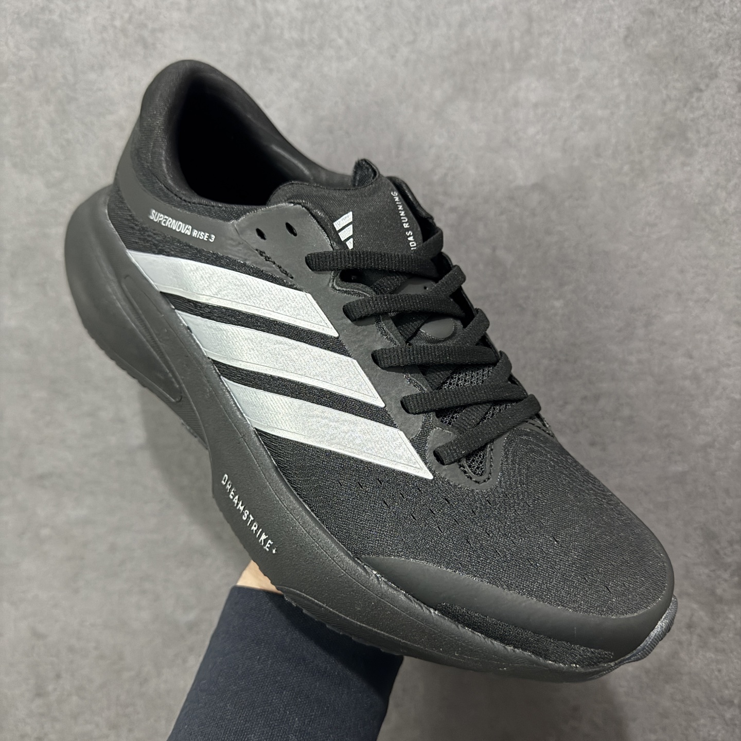 图片[3]-【公司级】Adidas Supernova Solutione 3 M KK1205 阿迪透气缓震跑步鞋  尺码：36 36.5 37 38 38.5 39 40 40.5 41 42 42.5 43 44 44.5 45-选品中心