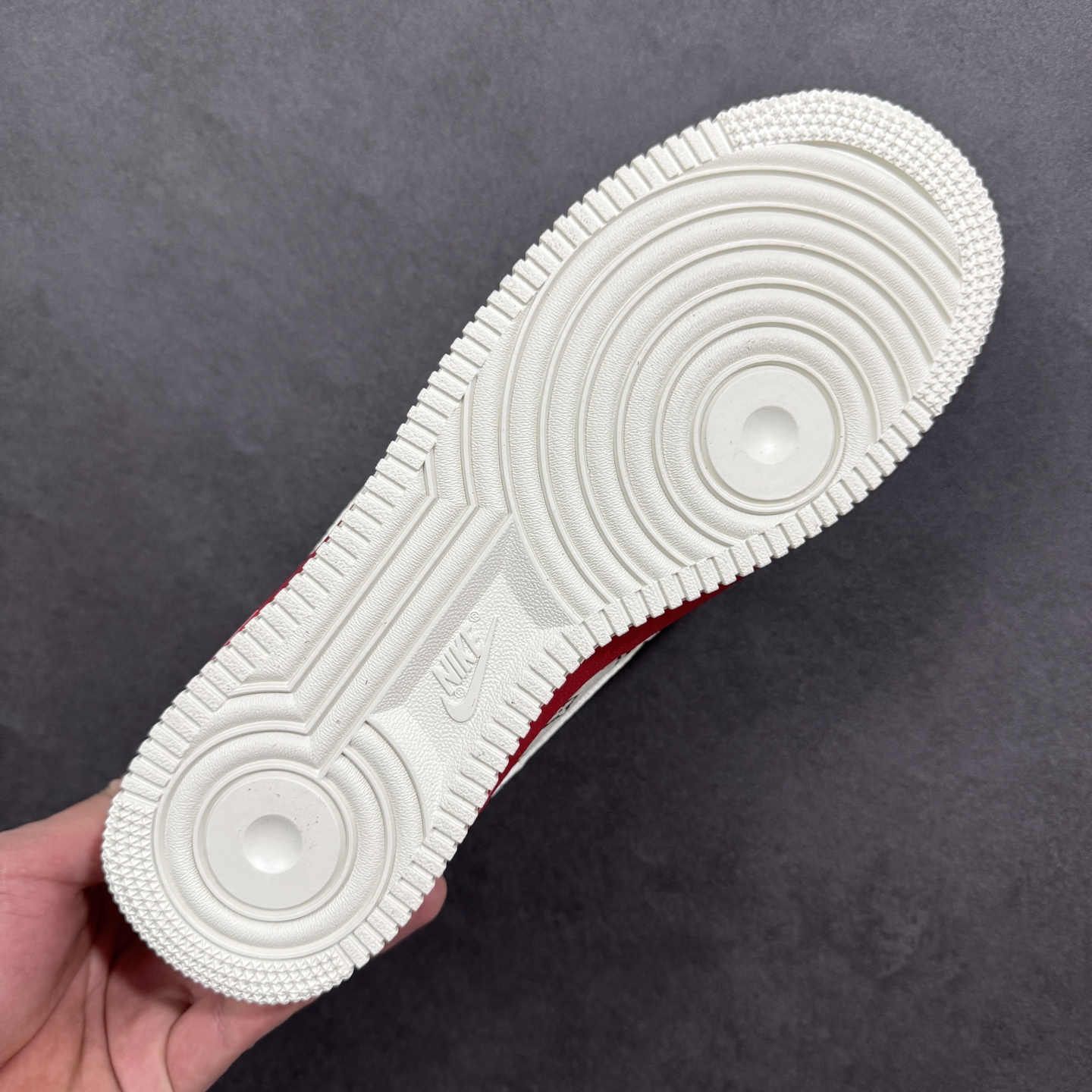 图片[9]-【定制版】Nike Air Force 1\’07 Low LV联名 白嫣红 空军一号低帮休闲板鞋 BQ4212-100  #原楦头原纸板 高端定制鞋盒 原厂鞋底 超高清洁度 细节完美  尺码：36 36.5 37.5 38 38.5 39 40 40.5 41 42 42.5 43 44 44.5 45 编码：HXSB310320-选品中心