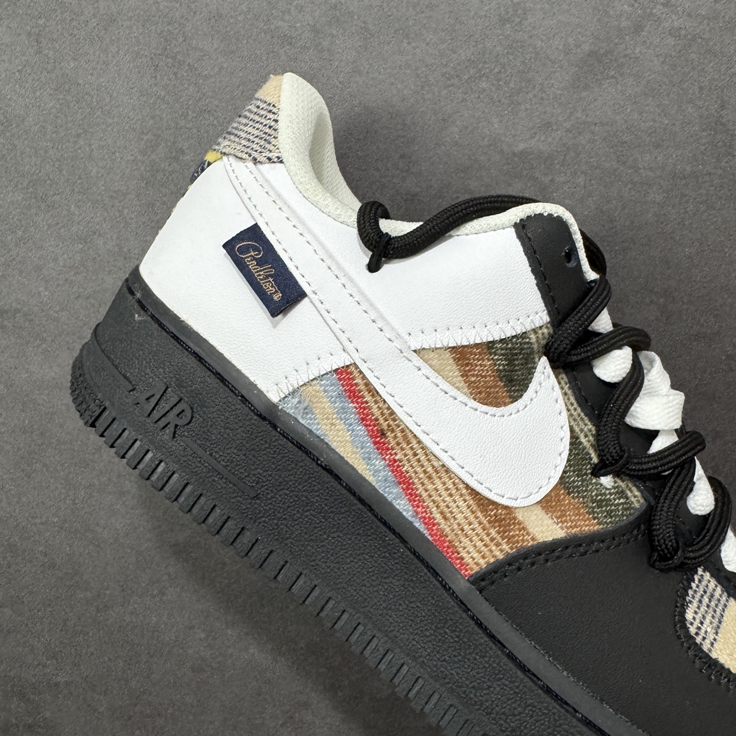 图片[6]-【定制版】NIke Air Force 1 \’07 Low 空军一号低帮 运动鞋 休闲鞋 折边针车 工艺难度大 原楦头原纸板 原装鞋盒 定制五金配件 内置全掌气垫 原厂鞋底 货号：CW1288-678 尺码：36 36.5 37.5 38 38.5 39 40 40.5 41 42 42.5 43 44 44.5 45 编码：HXSA310320-选品中心