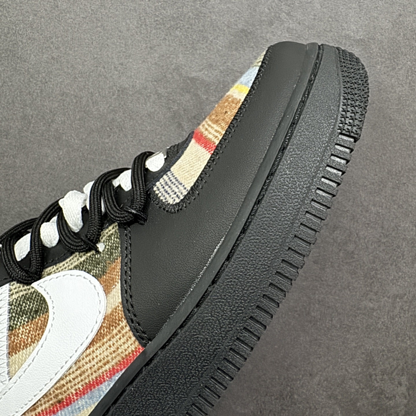 图片[5]-【定制版】NIke Air Force 1 \’07 Low 空军一号低帮 运动鞋 休闲鞋 折边针车 工艺难度大 原楦头原纸板 原装鞋盒 定制五金配件 内置全掌气垫 原厂鞋底 货号：CW1288-678 尺码：36 36.5 37.5 38 38.5 39 40 40.5 41 42 42.5 43 44 44.5 45 编码：HXSA310320-选品中心