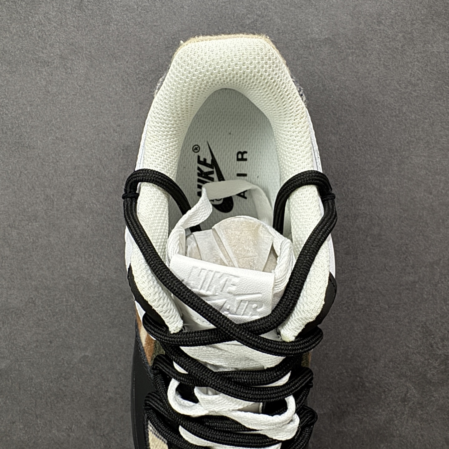 图片[7]-【定制版】NIke Air Force 1 \’07 Low 空军一号低帮 运动鞋 休闲鞋 折边针车 工艺难度大 原楦头原纸板 原装鞋盒 定制五金配件 内置全掌气垫 原厂鞋底 货号：CW1288-678 尺码：36 36.5 37.5 38 38.5 39 40 40.5 41 42 42.5 43 44 44.5 45 编码：HXSA310320-选品中心