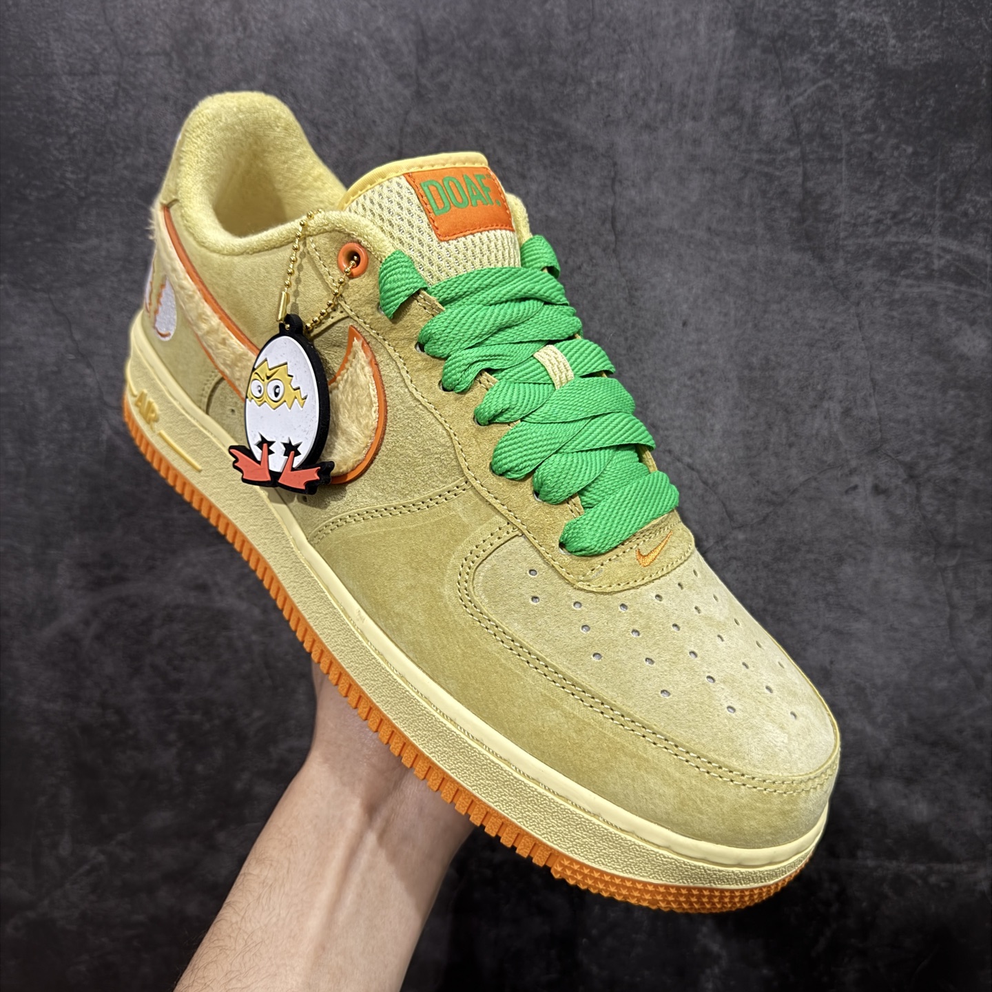 图片[3]-【Top纯原】DOAF x Nike Air Force 1\’07 Low Egg 联名款 空军一号低帮休闲板鞋鸭子联名 IU7612-700  原厂冲刀皮料切割干净 无任何毛边 打造纯正空军 全掌内置蜂窝气垫 原盒配件 原厂中底钢印、拉帮完美 全套原楦原模倾力打造完美版型 尺码：36 36.5 37.5 38 38.5 39 40 40.5 41 42 42.5 43 44.5 45 46-选品中心