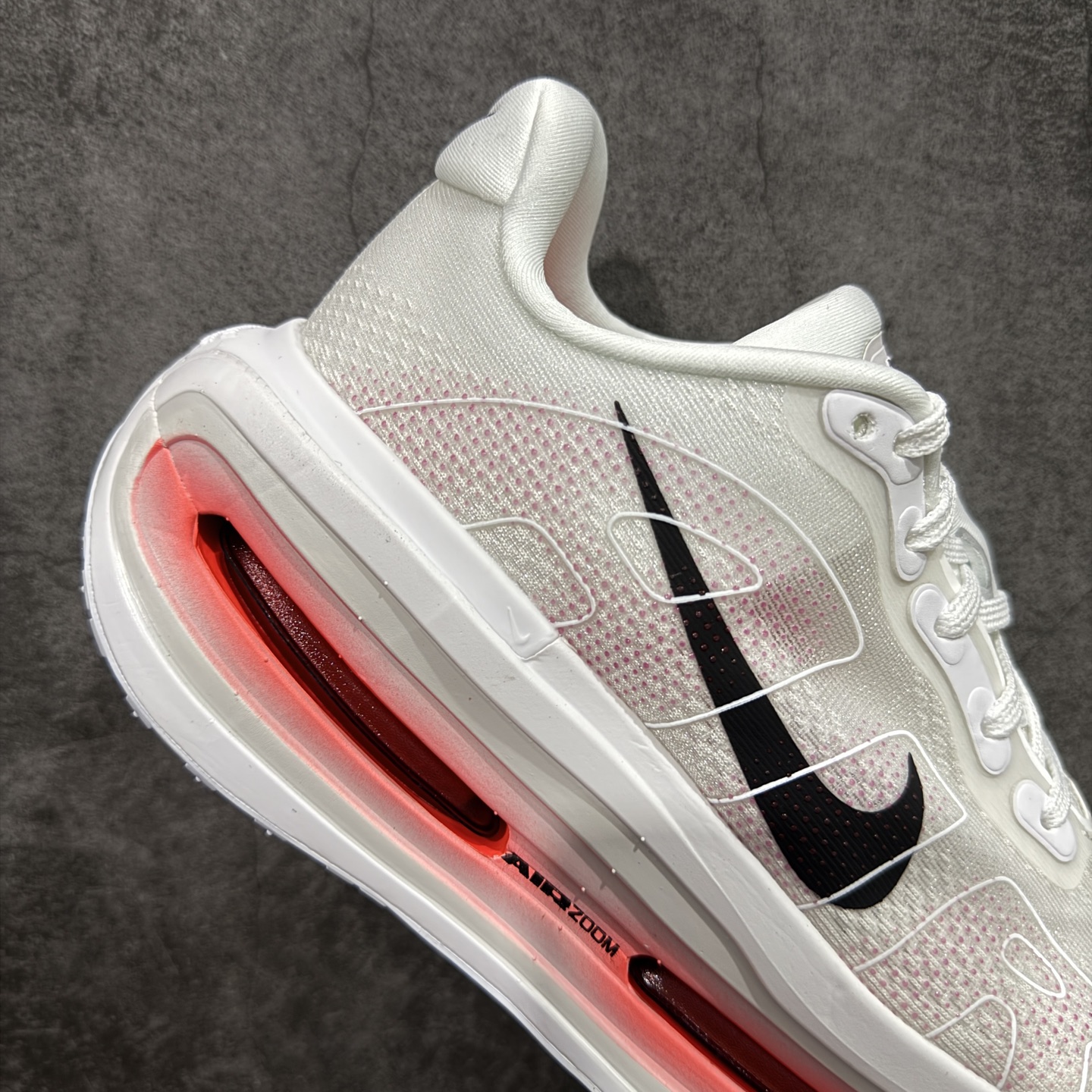 NIKE VOMERO PREMIUM 全掌气垫缓震网面运动跑鞋纯原生产线出品市场目前最优品质 完美还原