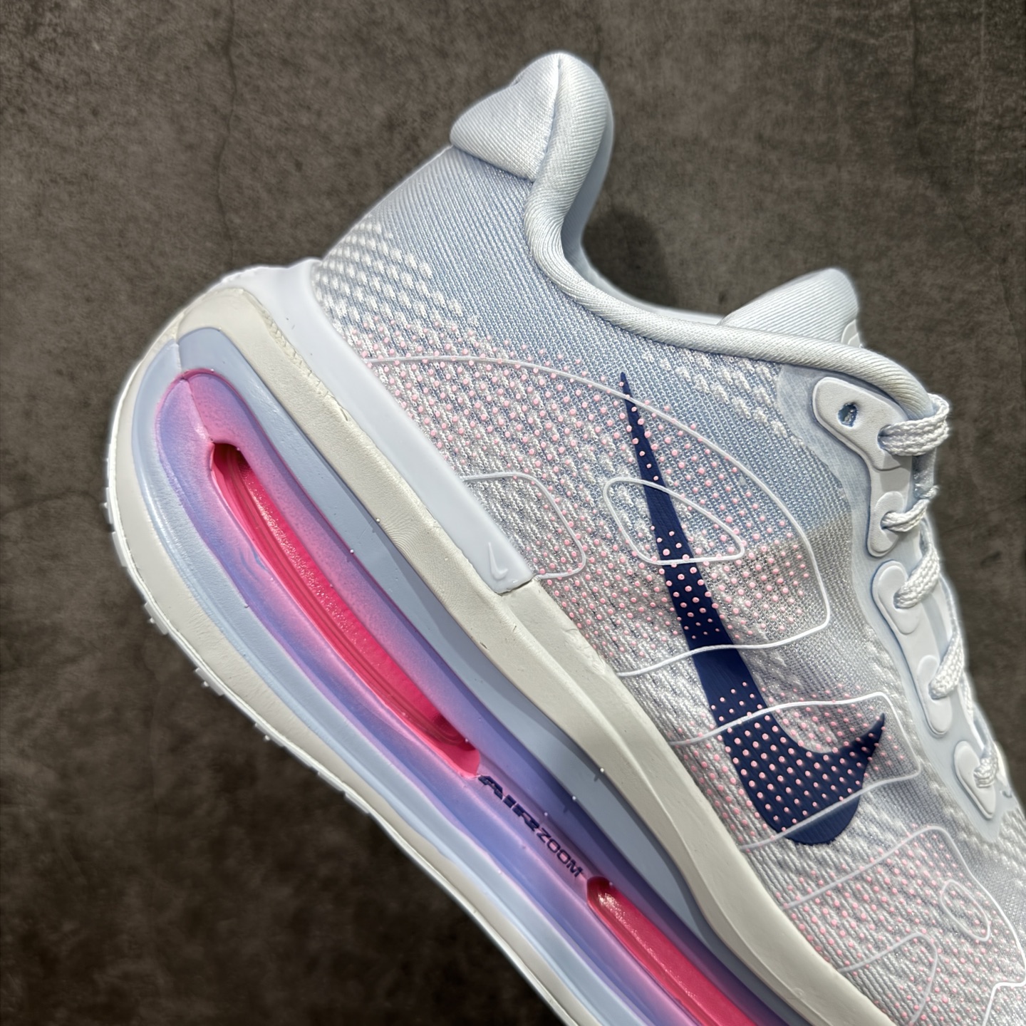 NIKE VOMERO PREMIUM 全掌气垫缓震网面运动跑鞋纯原生产线出品市场目前最优品质 完美还原