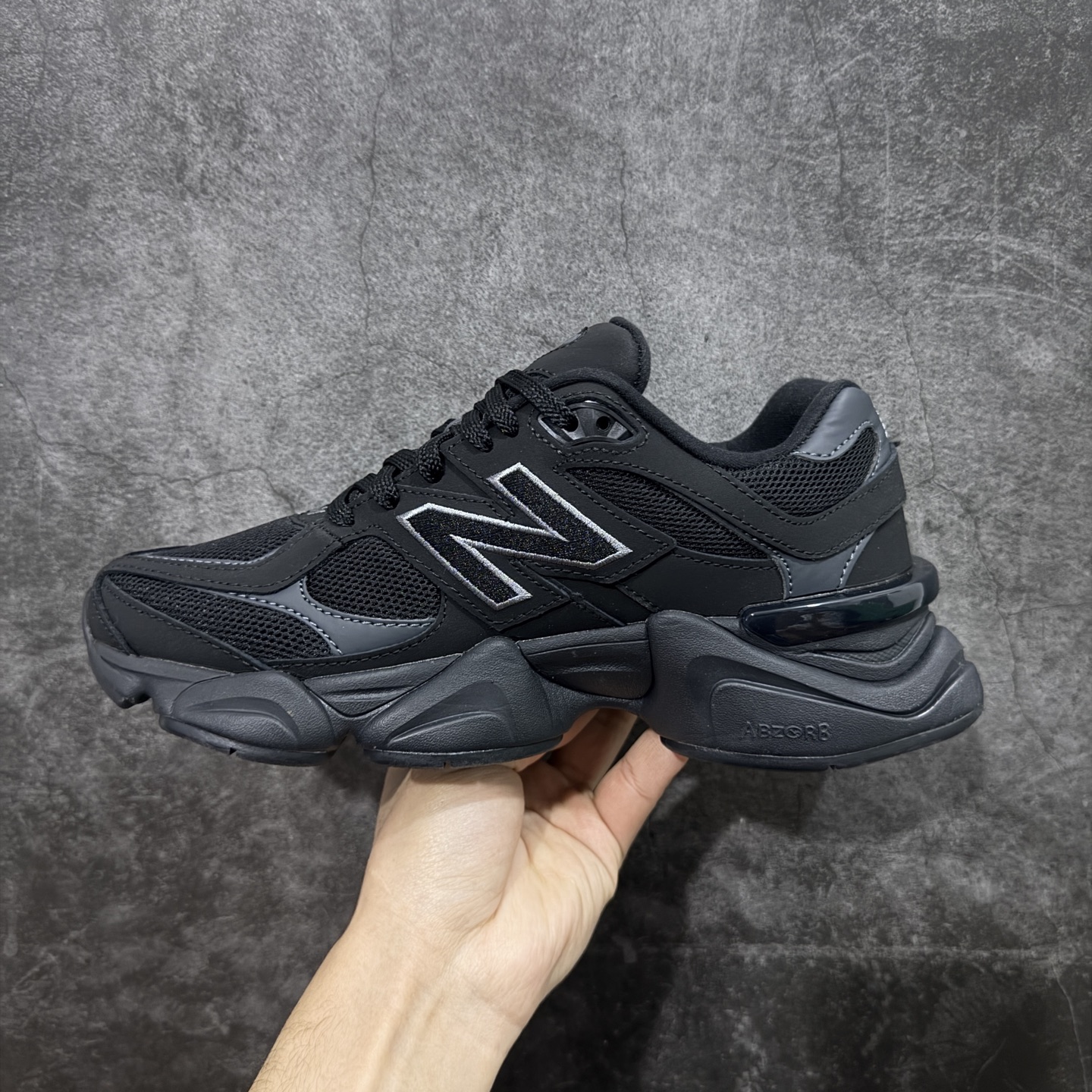 New Balance 新百伦 U9060ZGE 复古休闲慢跑鞋 头部一线大厂出品 外贸平台专供 尺码：