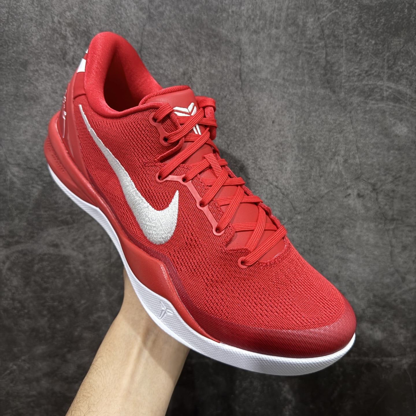 图片[3]-【OG纯原】NK Zoom Kobe Ⅷ System 科比8代复刻实战运动低帮文化篮球鞋 红白 HF9550-600 完美复刻公司货 React科技鞋垫加持 实战配置直接拉满 原楦纸板开发 鞋身流线型、后跟塑形 区分土肥圆 原厂针织鞋面一针一线匹配原版 全身鞋材卡料色独家定制 唯一万针立体刺绣SWOOSH 真实底模最大50.5 实战利器 专供海外市场 独立原厂模具 首批不拼图大几率过验 亲测已过 支持各种高强度实战 无需担心 补货周期极长 脚宽建议买大半码 科比系列前掌偏窄 支持七天无理由退换 尺码： 36 36.5 37.5 38 38.5 39 40 40.5 41 42 42.5 43 44 44.5 45 46 47.5 48.5-选品中心