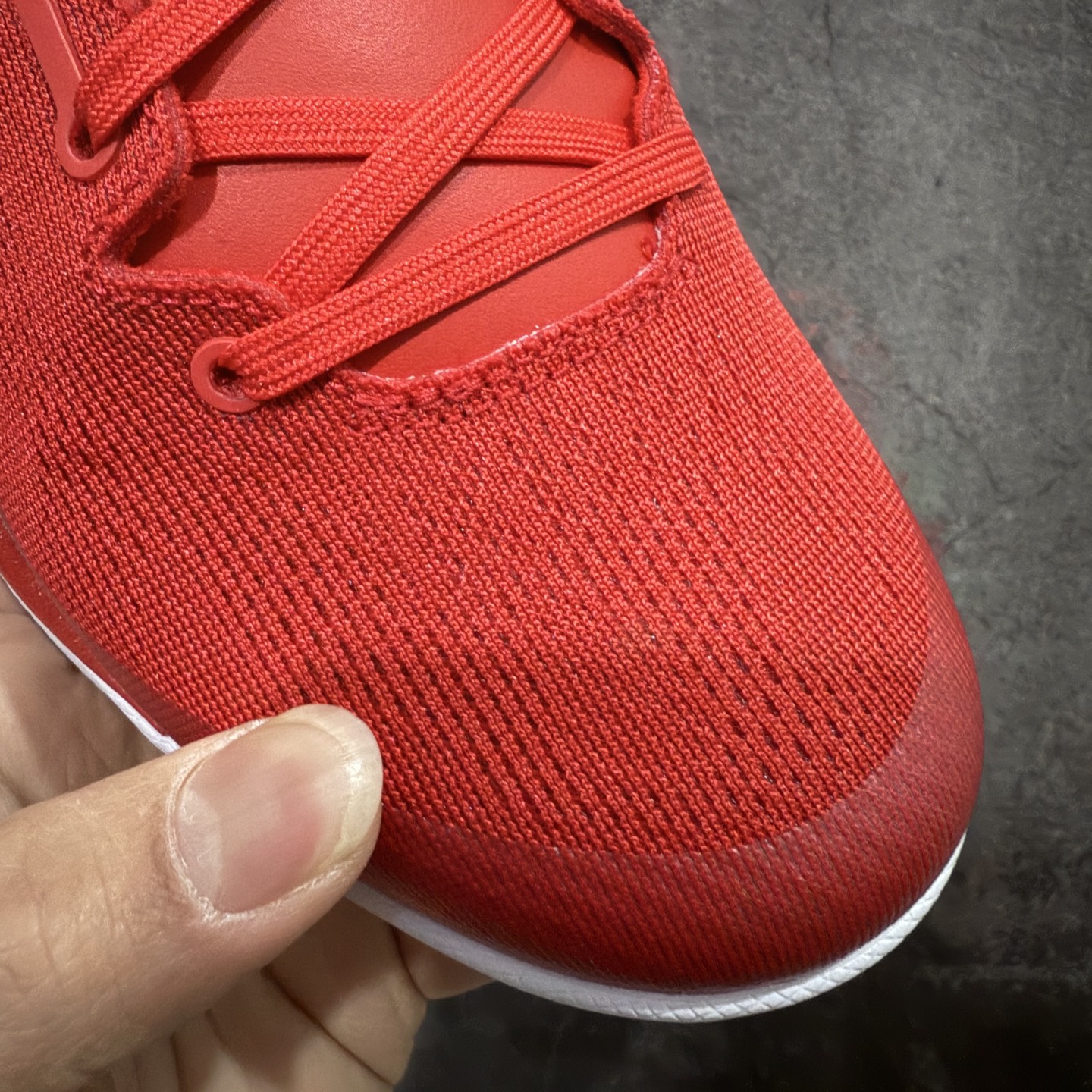 图片[5]-【OG纯原】NK Zoom Kobe Ⅷ System 科比8代复刻实战运动低帮文化篮球鞋 红白 HF9550-600 完美复刻公司货 React科技鞋垫加持 实战配置直接拉满 原楦纸板开发 鞋身流线型、后跟塑形 区分土肥圆 原厂针织鞋面一针一线匹配原版 全身鞋材卡料色独家定制 唯一万针立体刺绣SWOOSH 真实底模最大50.5 实战利器 专供海外市场 独立原厂模具 首批不拼图大几率过验 亲测已过 支持各种高强度实战 无需担心 补货周期极长 脚宽建议买大半码 科比系列前掌偏窄 支持七天无理由退换 尺码： 36 36.5 37.5 38 38.5 39 40 40.5 41 42 42.5 43 44 44.5 45 46 47.5 48.5-选品中心
