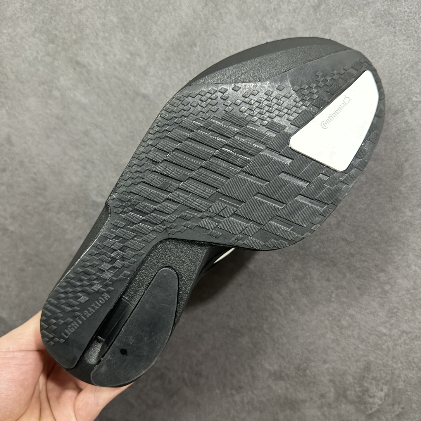 图片[9]-【HD版本】Adidas Adizero Adios 5 M 阿迪达斯 马拉松飞线贾卡轻质透气休闲运动跑步鞋 采用双层透气网纱 Flywire动态飞线绑缚鞋面材质 内置Zoom小气垫装置 货号：K18295 尺码：36 36.5 37 38 38.5 39 40 40.5 41 42 42.5 43 44 45 46 编码：FSB250260-选品中心