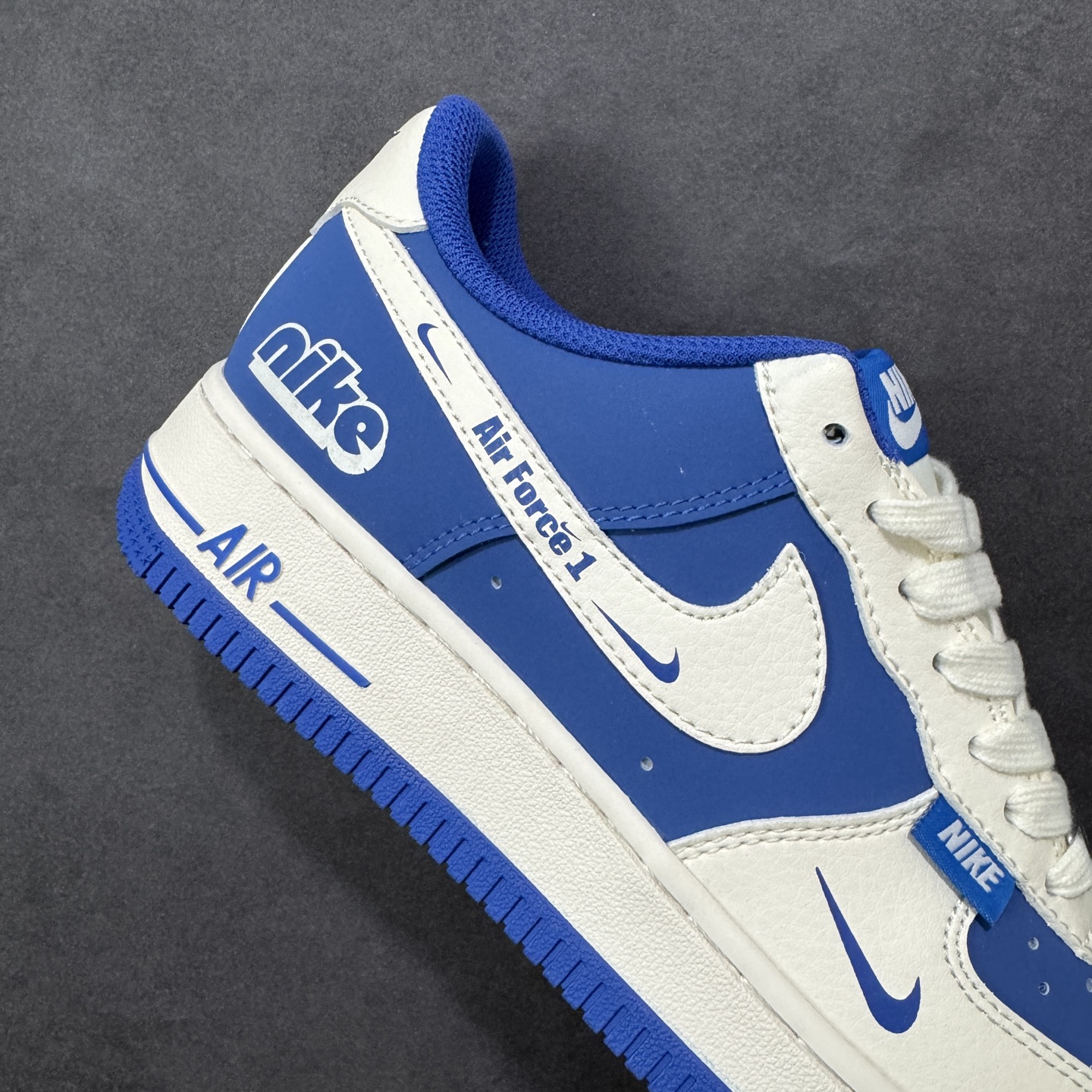 图片[6]-【定制版】Nike Air Force 1 \’07 Low “NIKE联名——白蓝” 高端定制 低帮休闲板鞋 定制鞋盒 大厂纯原品质出货 超高清洁度 皮料切割干净无任何毛边 细节完美 货号：XD9314-612 尺码：36 36.5 37.5 38 38.5 39 40 40.5 41 42 42.5 43 44 44.5 45-选品中心