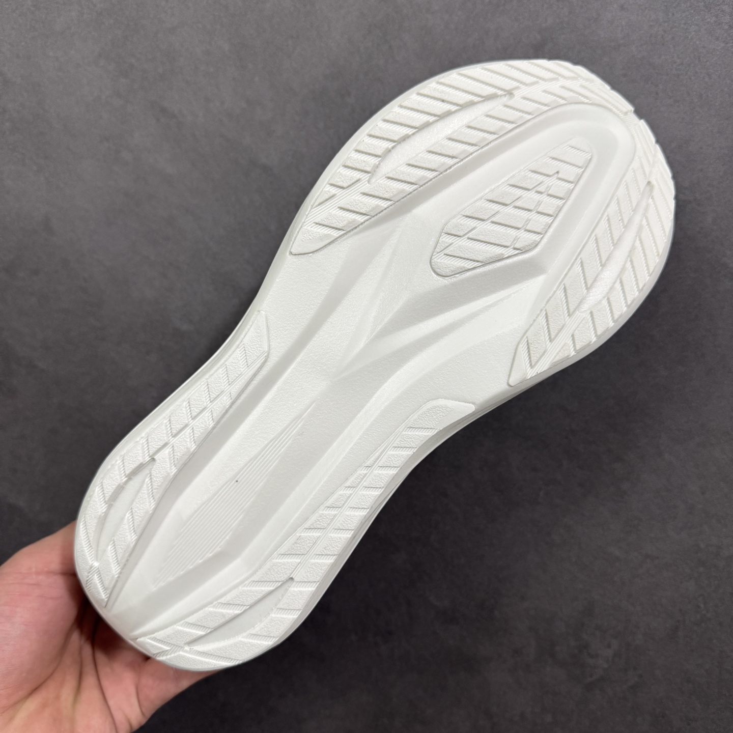 图片[9]-【公司级】ASICS MEGABLAST 亚瑟士 轻量透气缓震休闲低帮系带运动跑步鞋 货号：1013A170-100 尺码：36-45 编码：AMB230240-选品中心