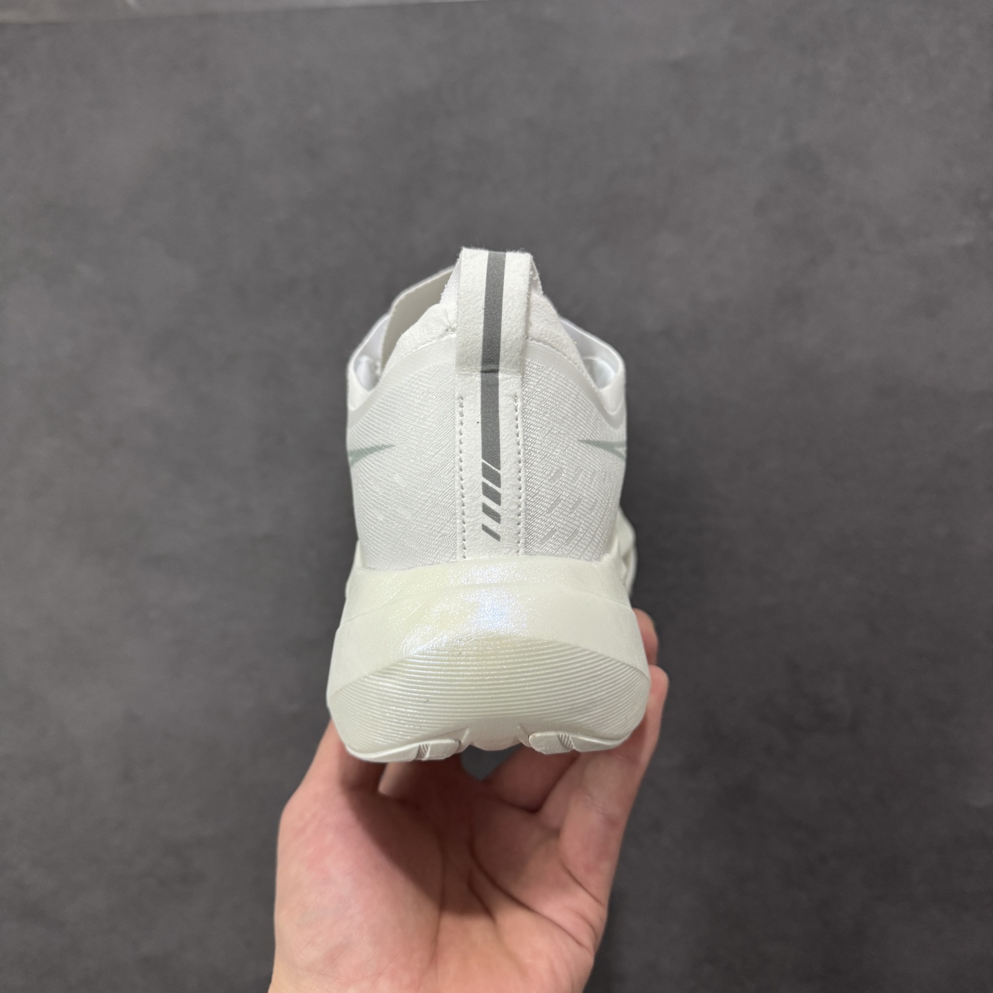 图片[4]-【公司级】ASICS MEGABLAST 亚瑟士 轻量透气缓震休闲低帮系带运动跑步鞋 货号：1013A170-100 尺码：36-45 编码：AMB230240-选品中心