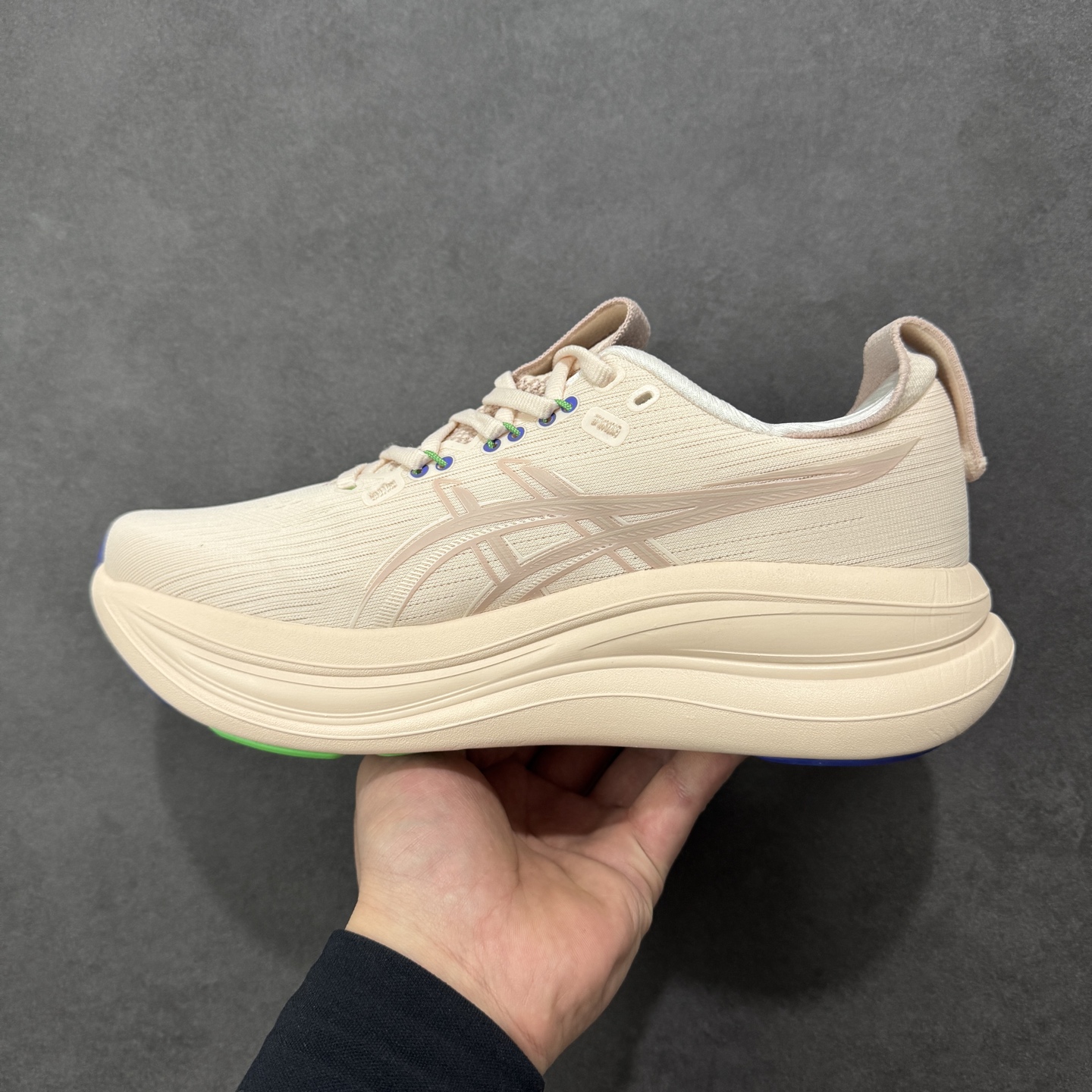 图片[2]-【公司级】Asics Gel-Nimbus 28 亚瑟士复古透气休闲鞋缓震耐磨跑步鞋 货号：1011C127-700  尺码：36 37 37.5 38 39 39.5 40 40.5 41.5 42 42.5 43.5 44 45 46 47-选品中心