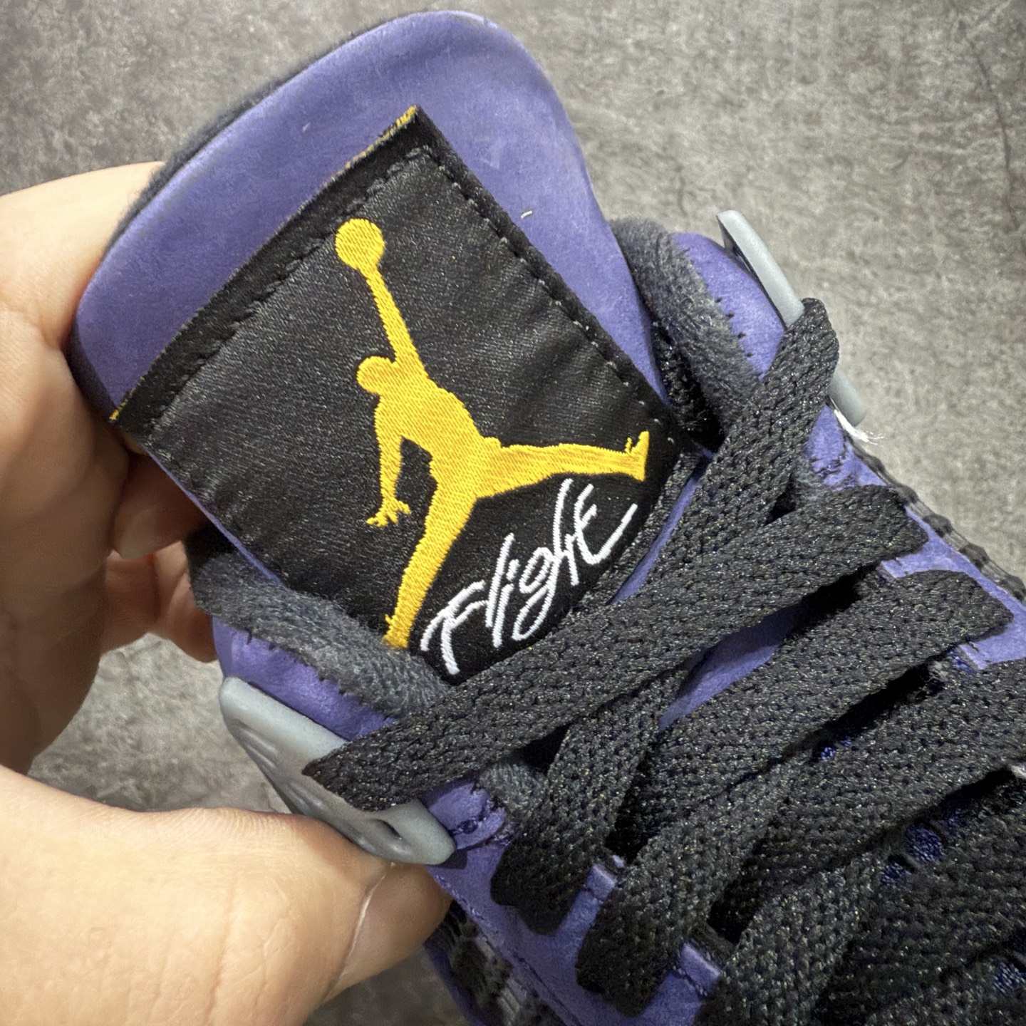 图片[6]-【原厂版】Air Jordan AJ4 Retro “Imperial Purple” 帝王紫 FV5029-500 全新升级改良 原鞋原楦原纸板同源开发 完美呈现乔4的版型 内侧正确双色网格 还原细节 原厂皮料 正确气垫颜色 正确网格工艺 正确拉帮工艺 全鞋原装材料制作 原档案原模具打造 支持全方位与正品对比 尺码：36 36.5 37.5 38 38.5 39 40 40.5 41 42 42.5 43 44 44.5 45 46 47.5-选品中心