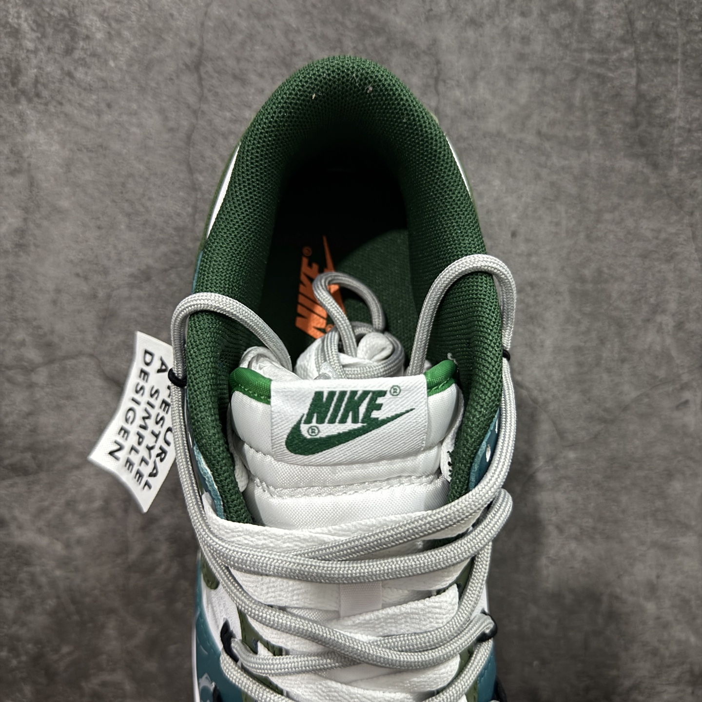 图片[8]-【纯原K版】Nk SB Dunk Low 解构绑带 纯原大厂出品 极力推荐👏 原装头层材料 独家版型蒸溜加工帶來的是更好的视觉和脚感体验 大厂纯原品质出货 清洁度 电绣工艺 皮料切割干净无任何毛边 细节完美 货号：DD1391-101 尺码：39 40 40.5 41 42 42.5 43 44 44.5 45 46-选品中心