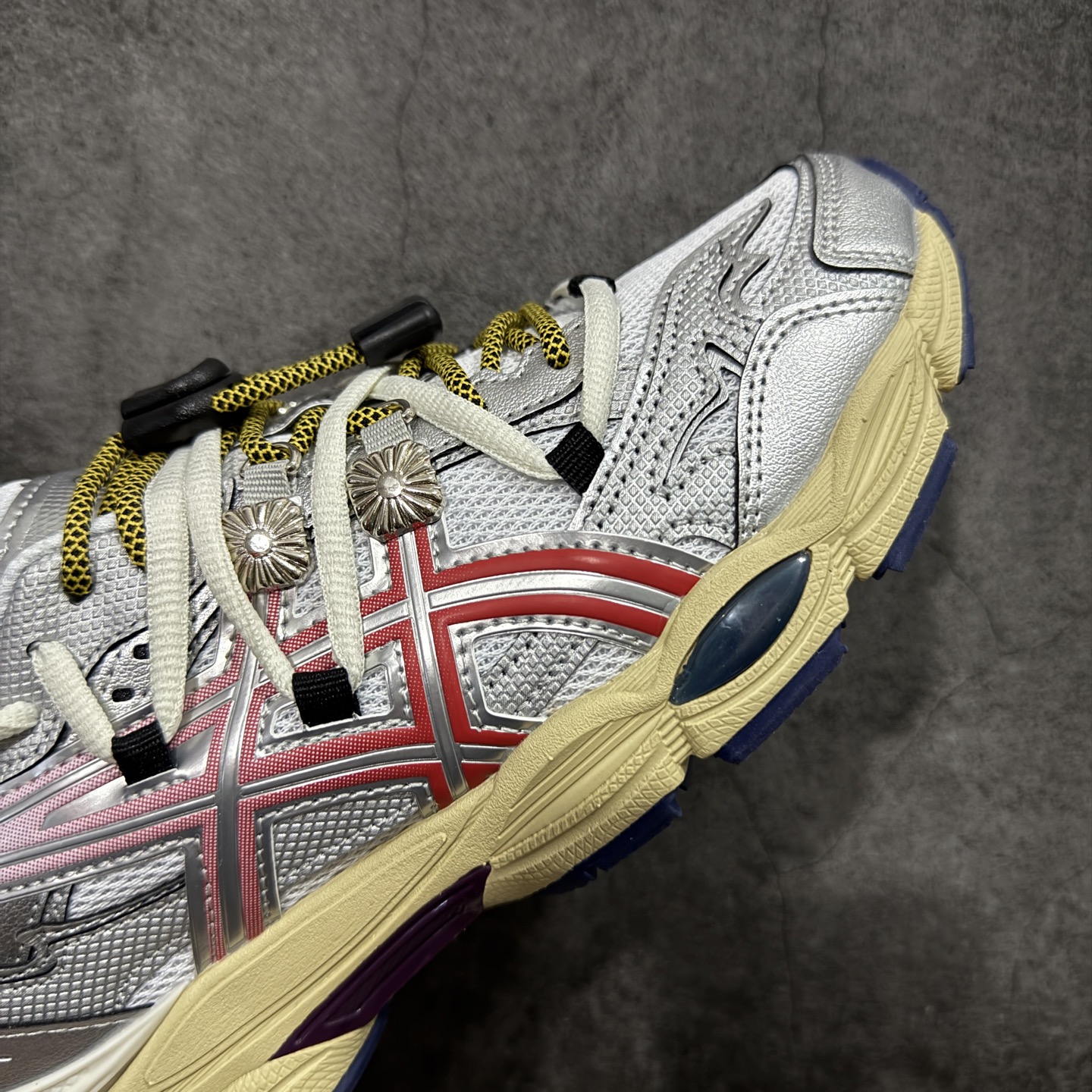 图片[6]-【公司级】Asics Gel-Cumulus 16 亚瑟士 防滑耐磨 休闲运动鞋 采用双层提花网面设计 提高包裹性和透气性 后跟搭载稳定系统科技T-GEL提升整体支撑力和结构感 减少对身体带来的冲击负荷 创新中底至轻回弹 货号：1203A838-020 尺码：36-47-选品中心