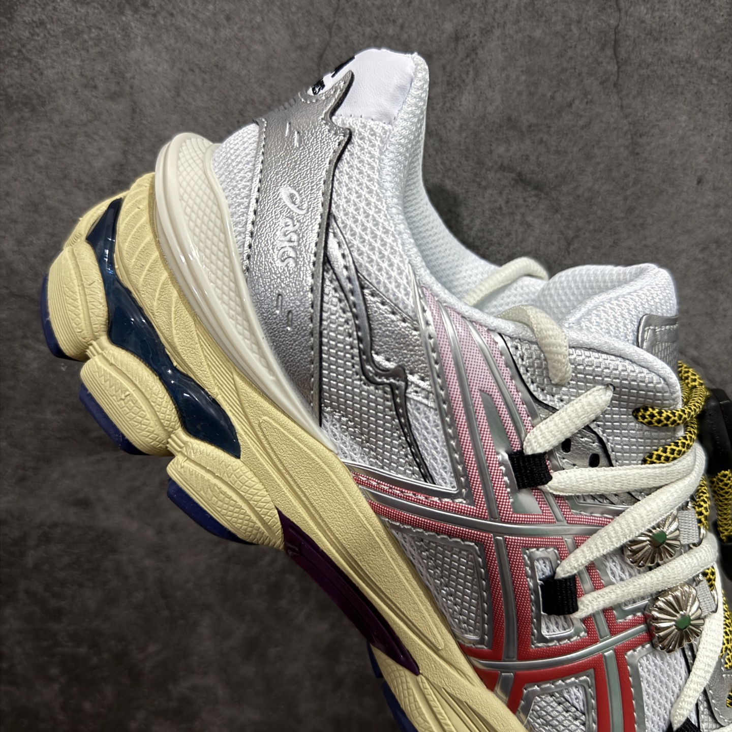 图片[7]-【公司级】Asics Gel-Cumulus 16 亚瑟士 防滑耐磨 休闲运动鞋 采用双层提花网面设计 提高包裹性和透气性 后跟搭载稳定系统科技T-GEL提升整体支撑力和结构感 减少对身体带来的冲击负荷 创新中底至轻回弹 货号：1203A838-020 尺码：36-47-选品中心