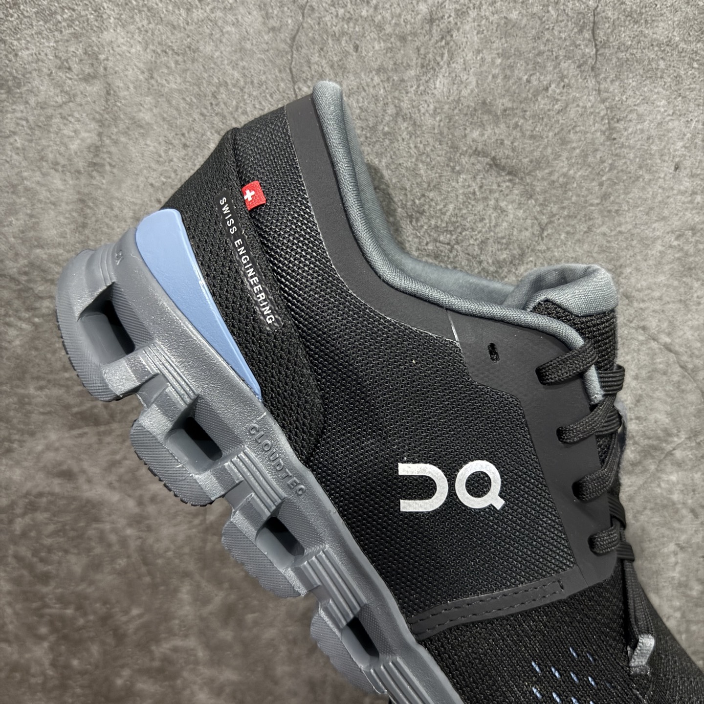 On昂跑 Cloud X4 舒适百搭 跑鞋 防滑耐磨透气 低帮 越野训练跑步鞋 新品出货上架 定义市场昂