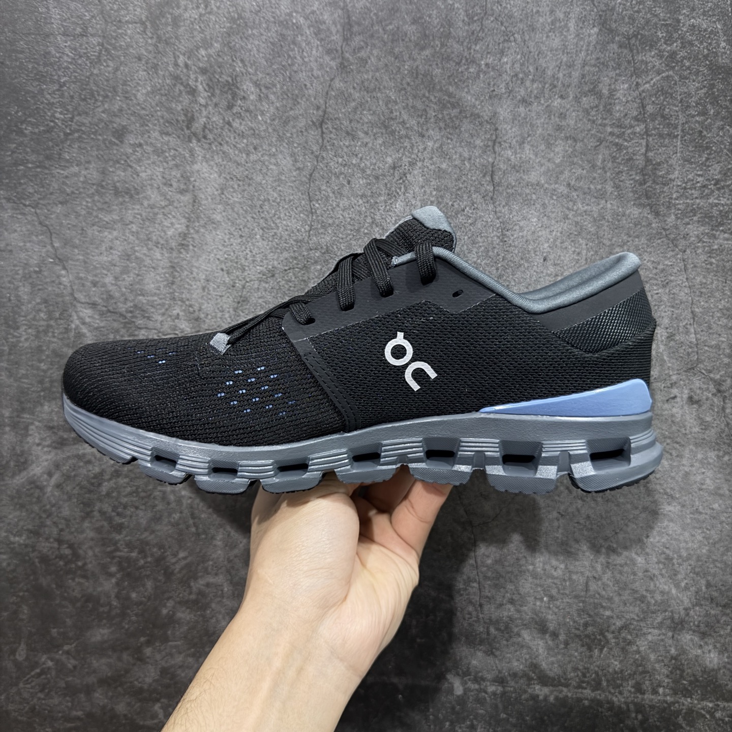 On昂跑 Cloud X4 舒适百搭 跑鞋 防滑耐磨透气 低帮 越野训练跑步鞋 新品出货上架 定义市场昂