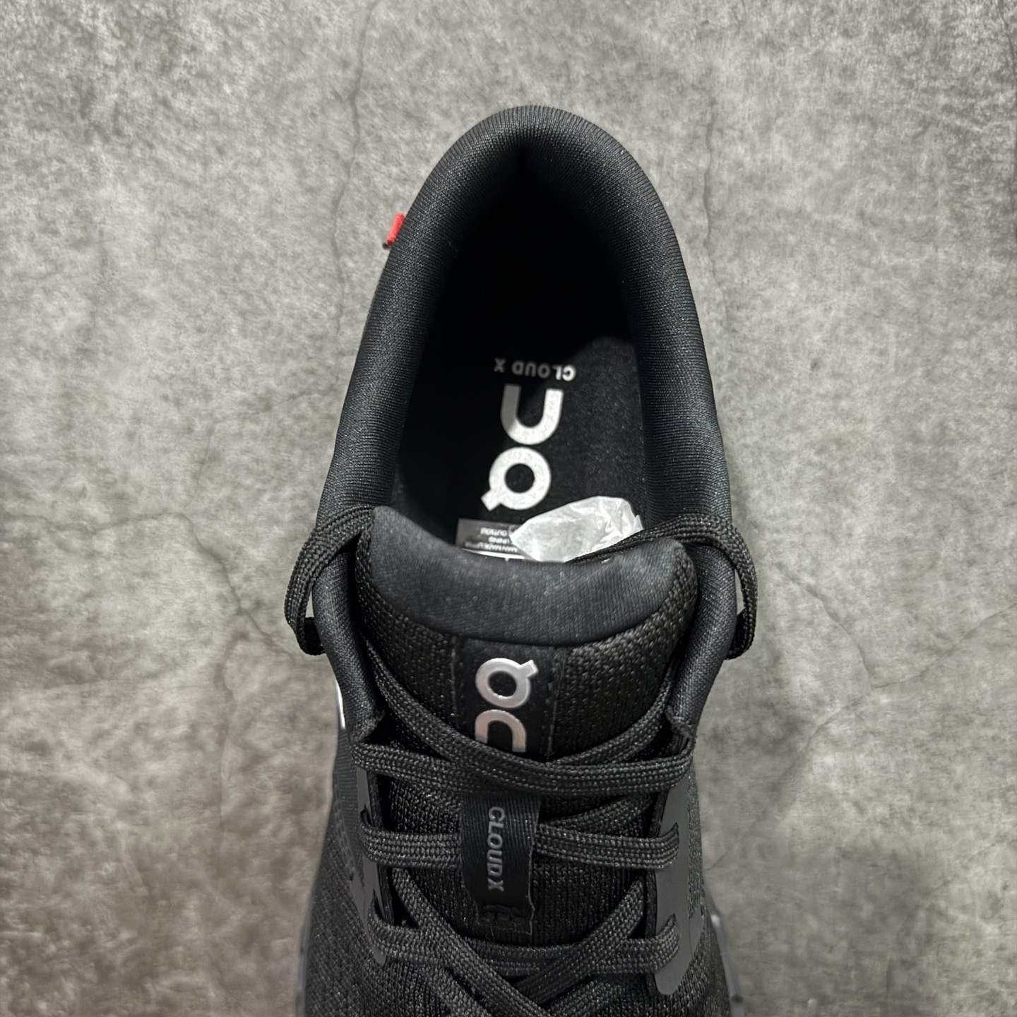 On昂跑 Cloud X4 舒适百搭 跑鞋 防滑耐磨透气 低帮 越野训练跑步鞋 新品出货上架 定义市场昂