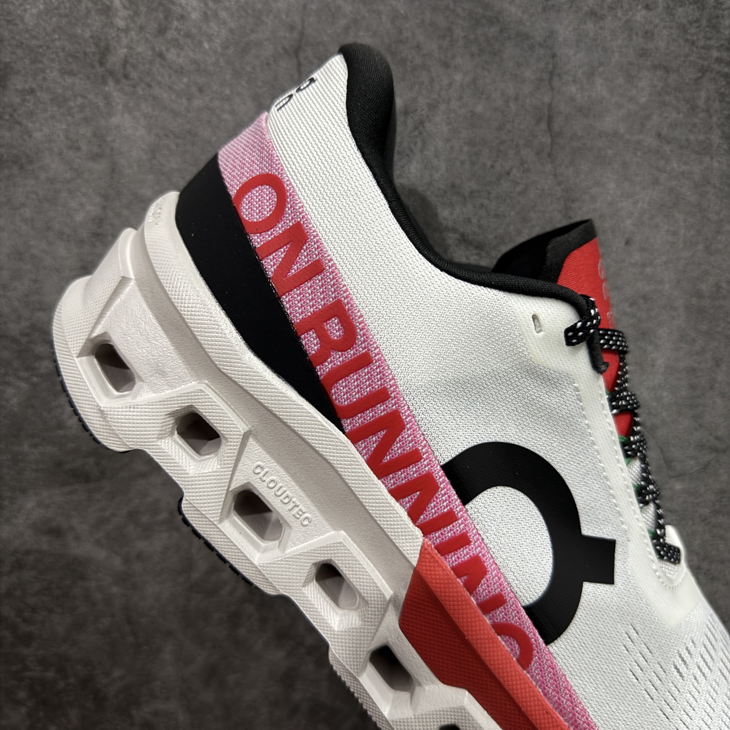 On昂跑 Cloudmonster 2 小怪兽2代 舒适百搭减震防滑耐磨透气 训练跑步鞋 新品出货上架 