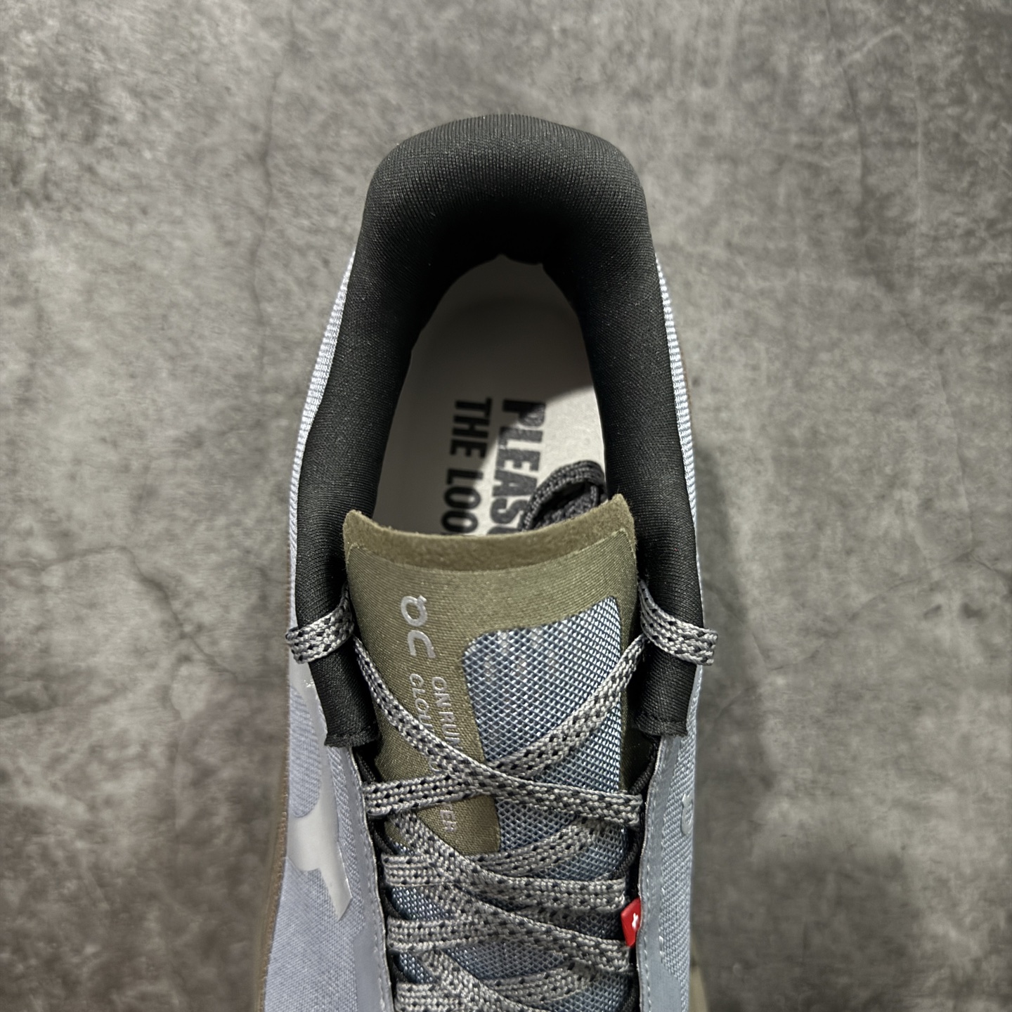 On昂跑 Cloudmonster 2 小怪兽2代 舒适百搭减震防滑耐磨透气 训练跑步鞋 新品出货上架 