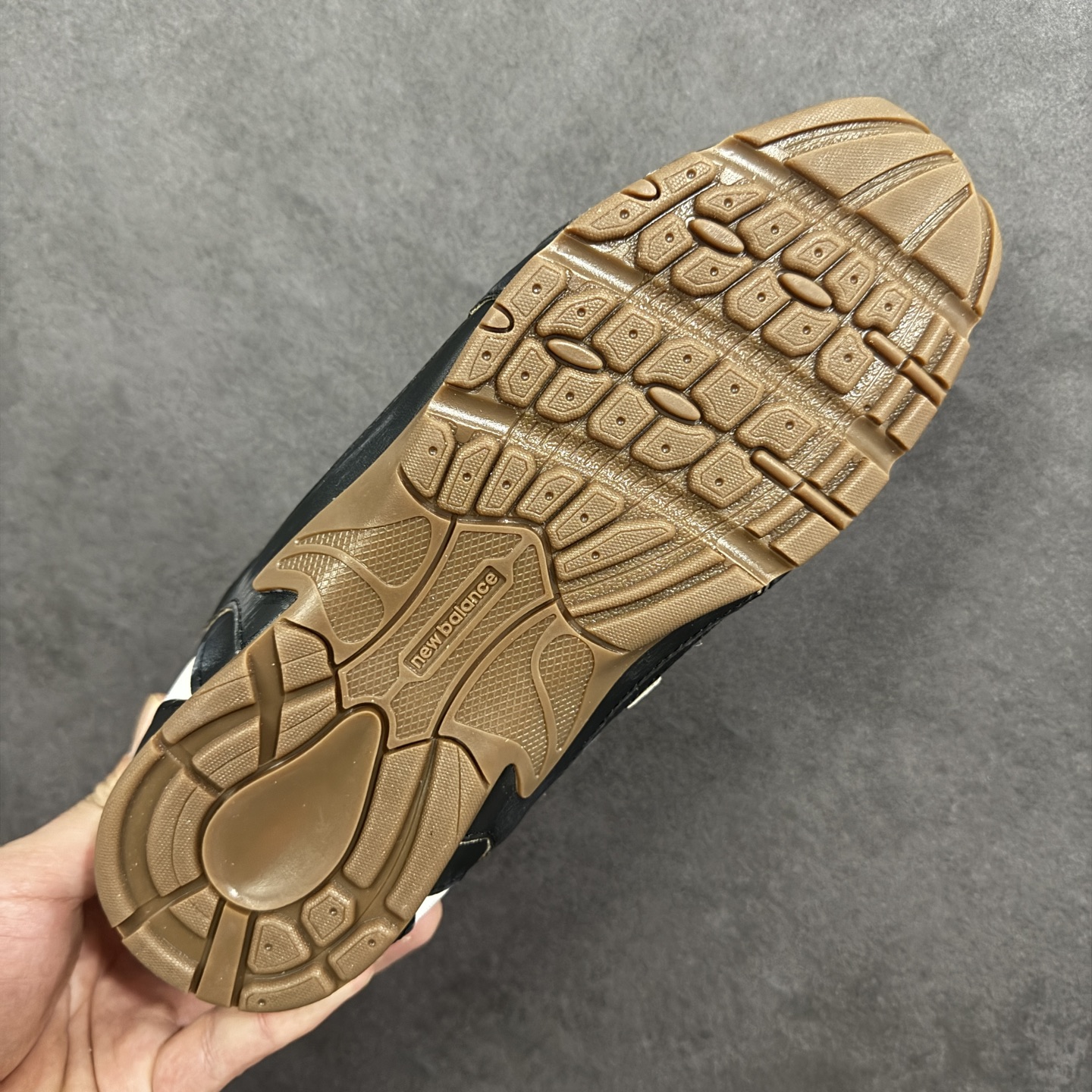 纯原级别 独立开发 MiuMiu Ｘ NB574 联名 市场唯一原鞋打板开模 区分市面其他版本 原材料定