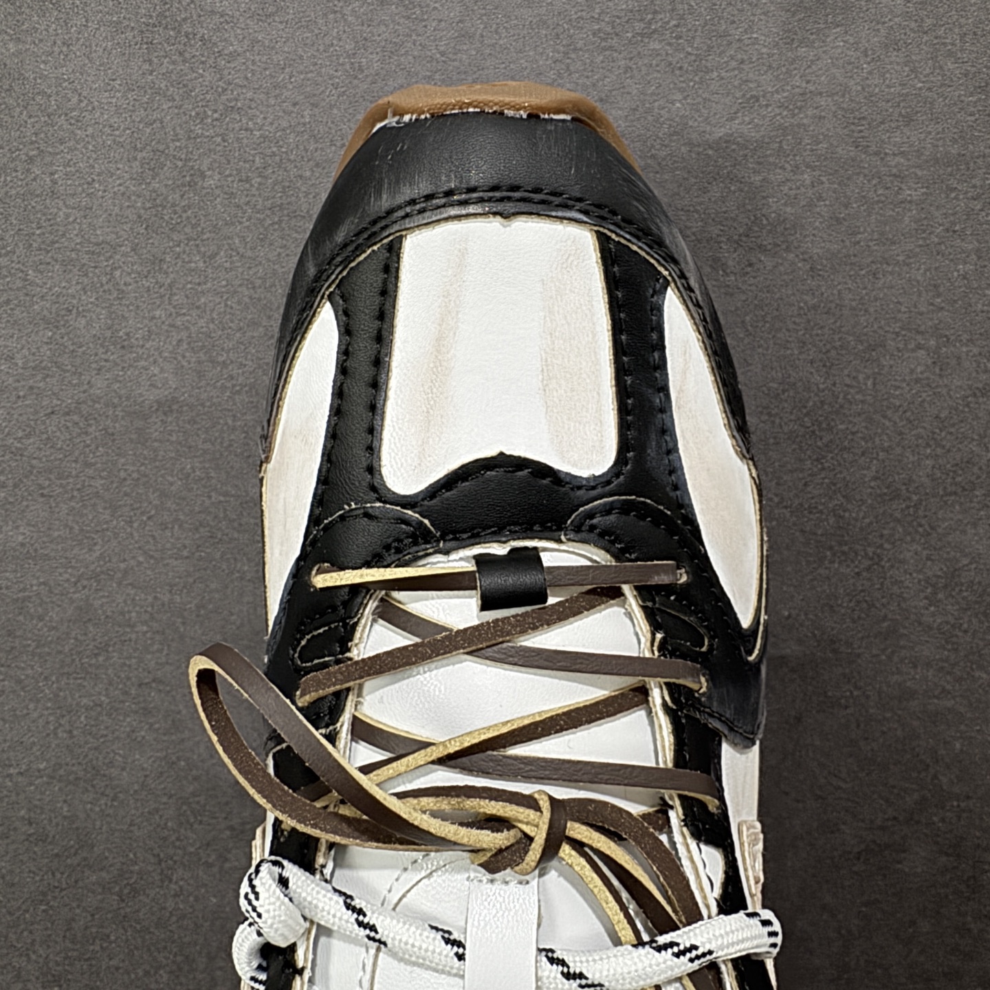 纯原级别 独立开发 MiuMiu Ｘ NB574 联名 市场唯一原鞋打板开模 区分市面其他版本 原材料定