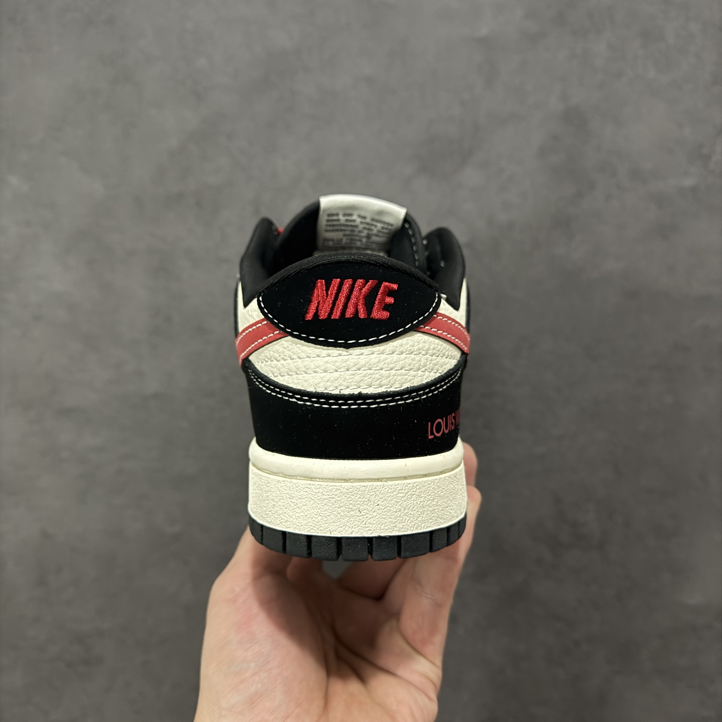 Nike SB Dunk Low “LV联名——印花米黑红” 高端定制 低帮休闲板鞋 定制鞋盒 大厂纯原