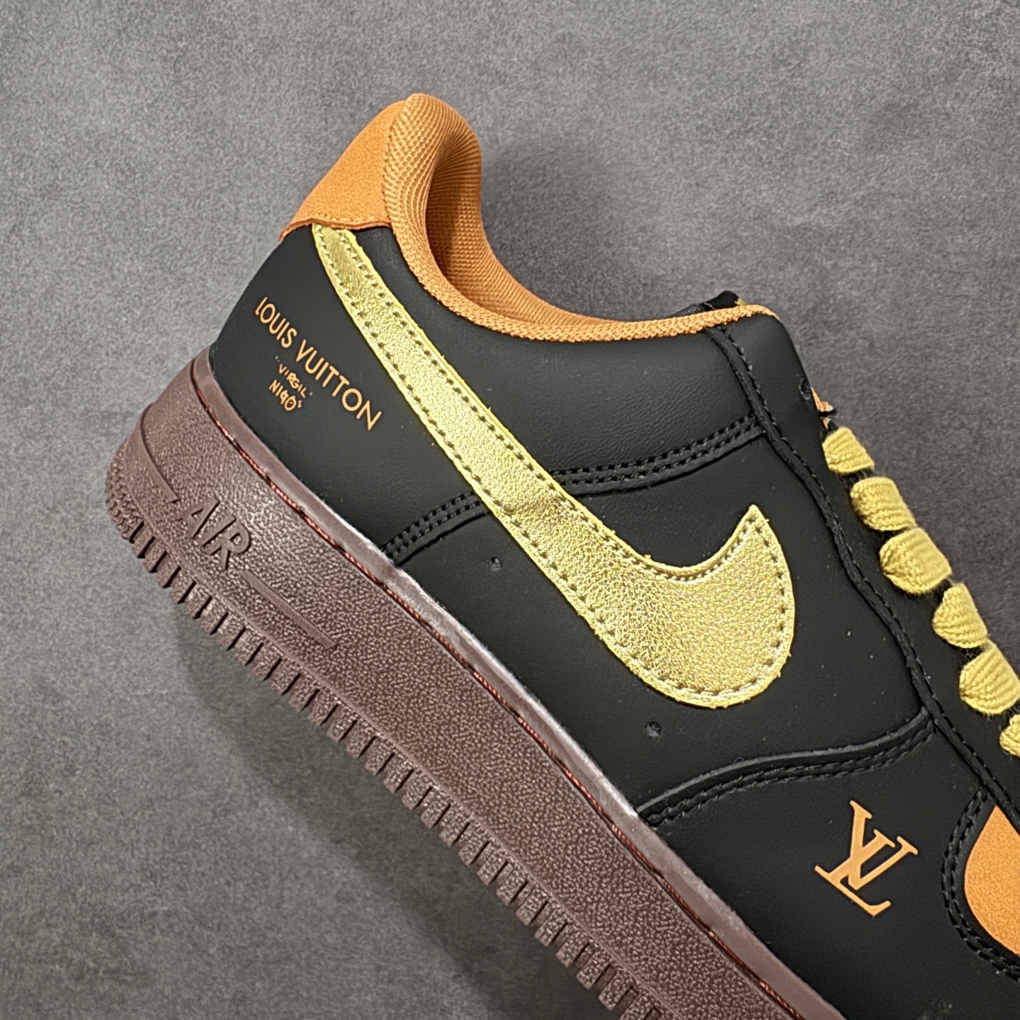 NIke Air Force 1 '07 Low “马年限定--玄黑赤金” 空军一号低帮 运动鞋 休闲鞋