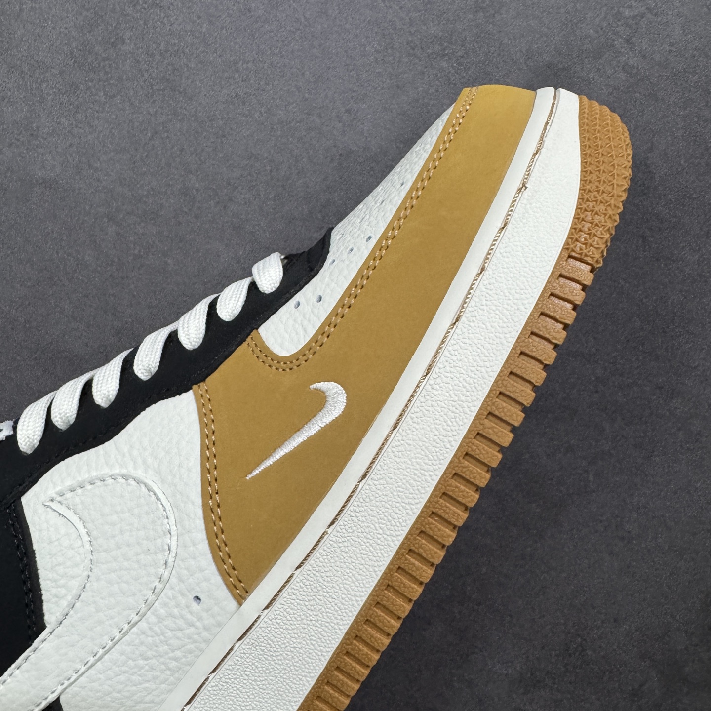 图片[5]-【定制版】NIke Air Force 1 \’07 Low 空军一号低帮 运动鞋 休闲鞋 折边针车 工艺难度大 原楦头原纸板 原装鞋盒 定制五金配件 内置全掌气垫 原厂鞋底 货号：IH0587-700 尺码：36 36.5 37.5 38 38.5 39 40 40.5 41 42 42.5 43 44 44.5 45 编码：HXSB310320-选品中心