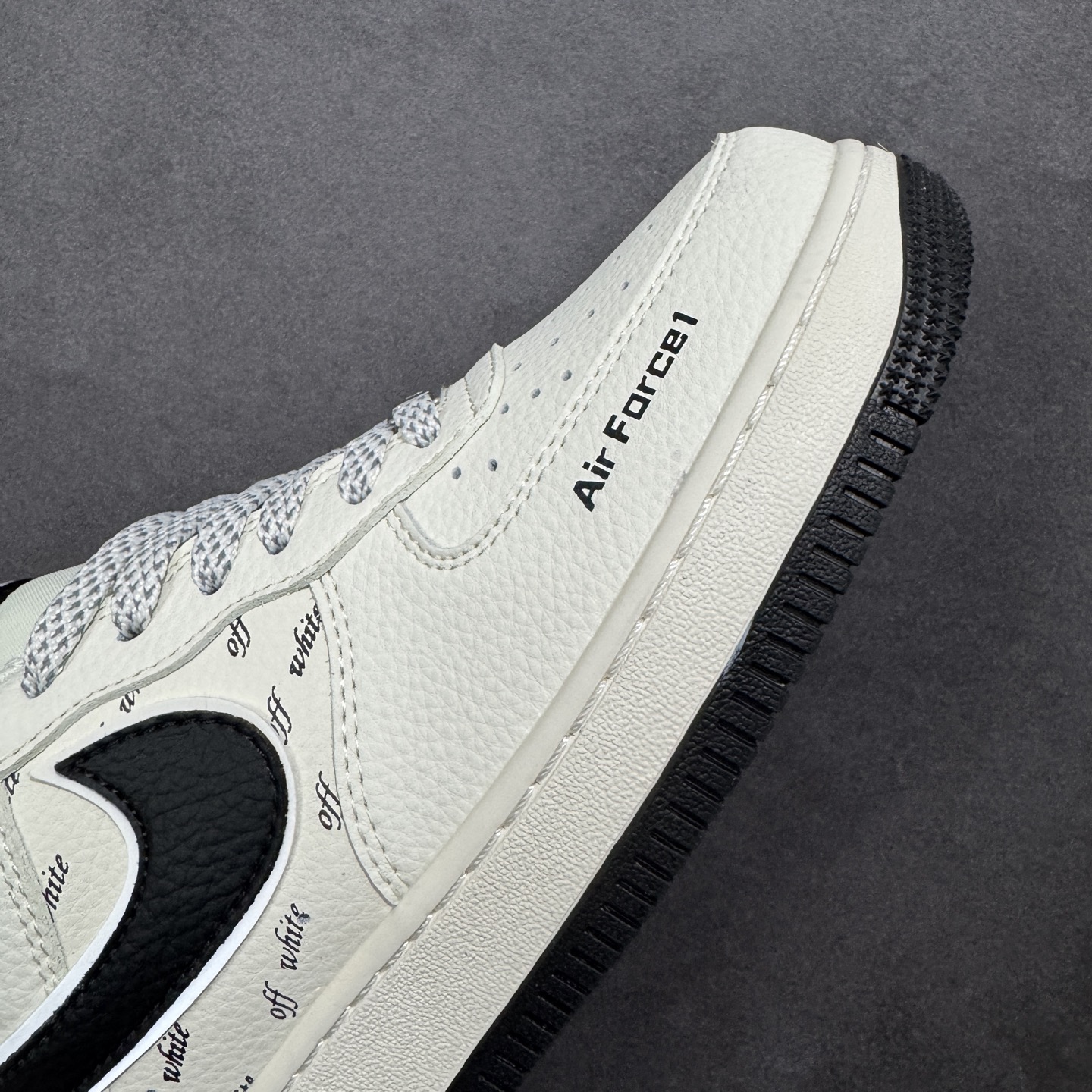 图片[5]-【定制版】Nike Air Force 1\’07 Low 联名 米黑勾 空军一号低帮休闲板鞋 SM6668-117  #原楦头原纸板 原装鞋盒 定制五金配件 内置全掌气垫 原厂鞋底   尺码：36 36.5 37.5 38 38.5 39 40 40.5 41 42 42.5 43 44 44.5 45 编码：HXSA310320-选品中心